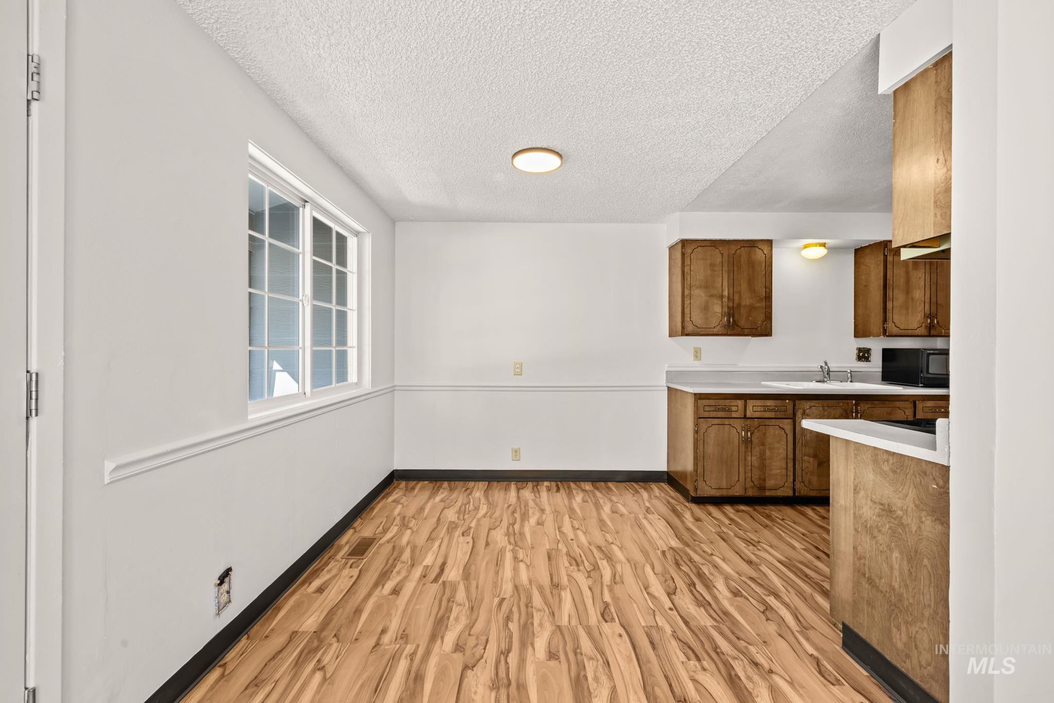 2440 S Virginia, Boise, Idaho 83705, 2 Bedrooms, 1 Bathroom, Residential For Sale, Price $345,000,MLS 99002584