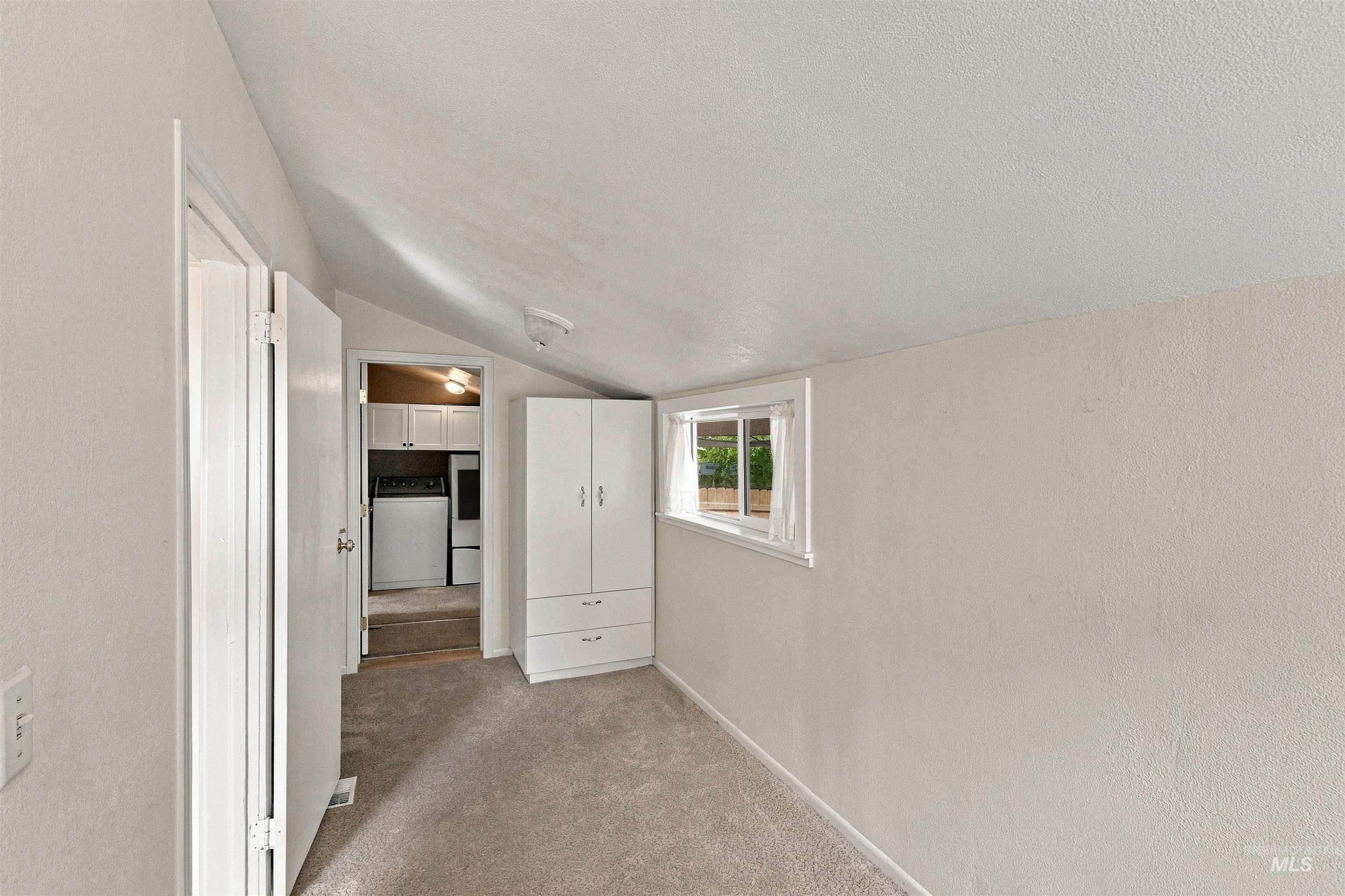 1710 1st St S, Nampa, Idaho 83651, 2 Bedrooms, 1 Bathroom, Residential For Sale, Price $280,000,MLS 99002586