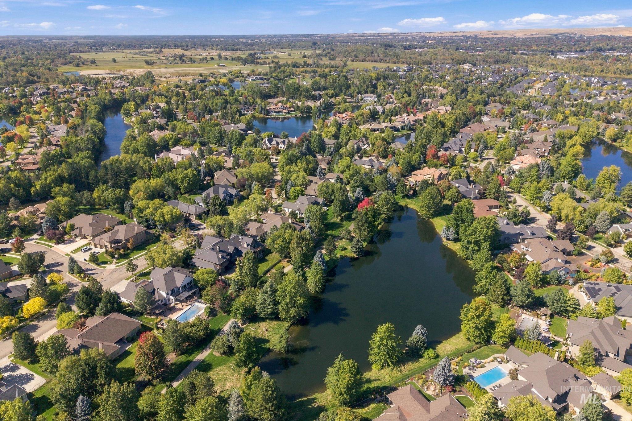 1179 S Arbor Island Pl, Eagle, Idaho 83616, 4 Bedrooms, 2.5 Bathrooms, Residential For Sale, Price $995,000,MLS 99002588