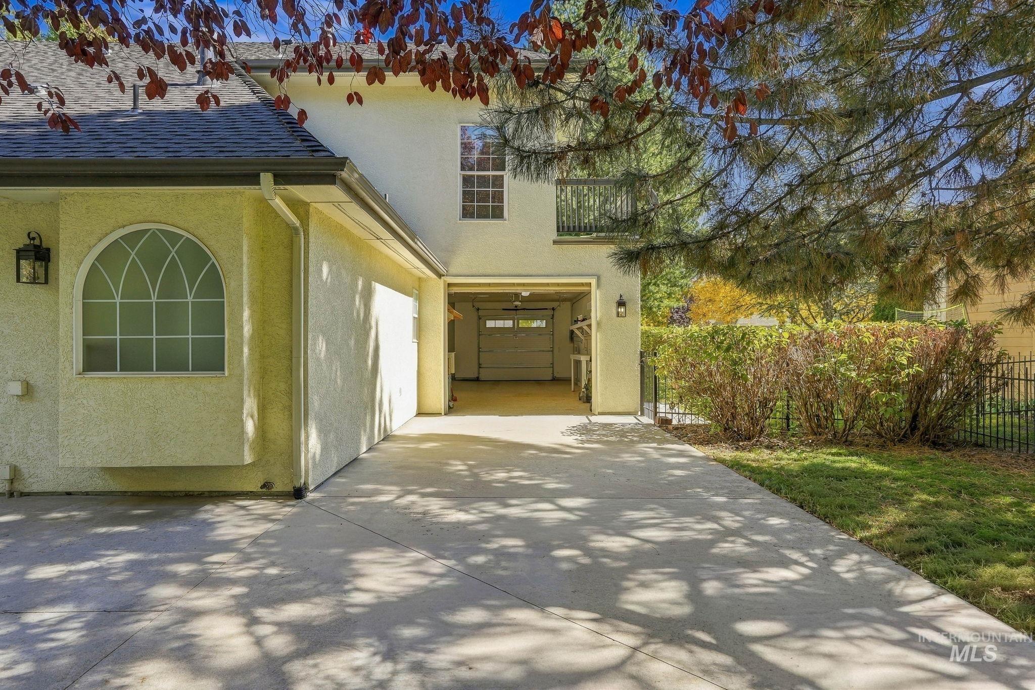 1179 S Arbor Island Pl, Eagle, Idaho 83616, 4 Bedrooms, 2.5 Bathrooms, Residential For Sale, Price $995,000,MLS 99002588