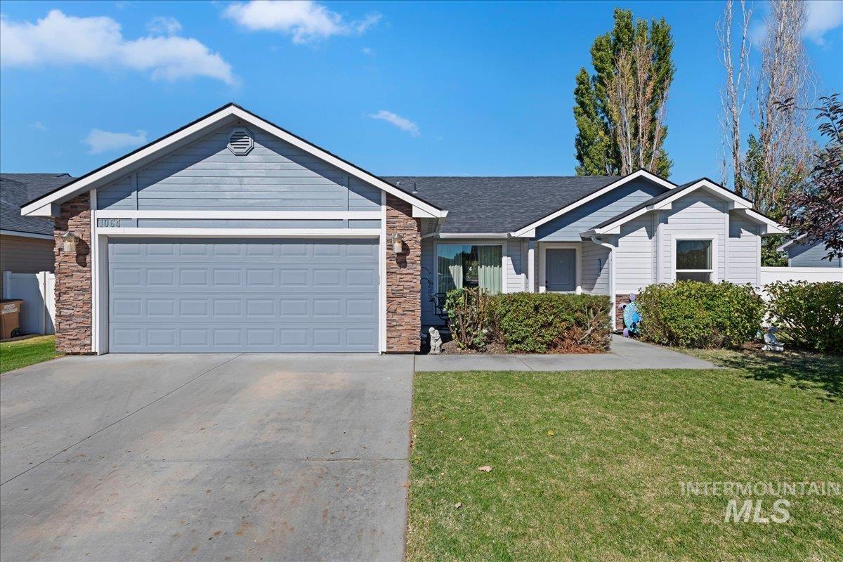 1064 Homestead, Emmett, Idaho 83617, 3 Bedrooms, 2 Bathrooms, Residential For Sale, Price $400,000,MLS 99002589
