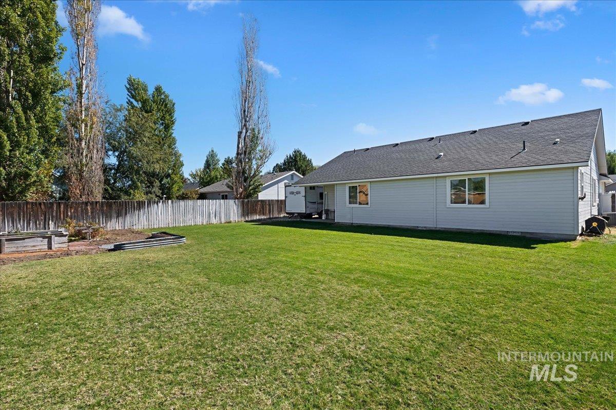 1064 Homestead, Emmett, Idaho 83617, 3 Bedrooms, 2 Bathrooms, Residential For Sale, Price $400,000,MLS 99002589