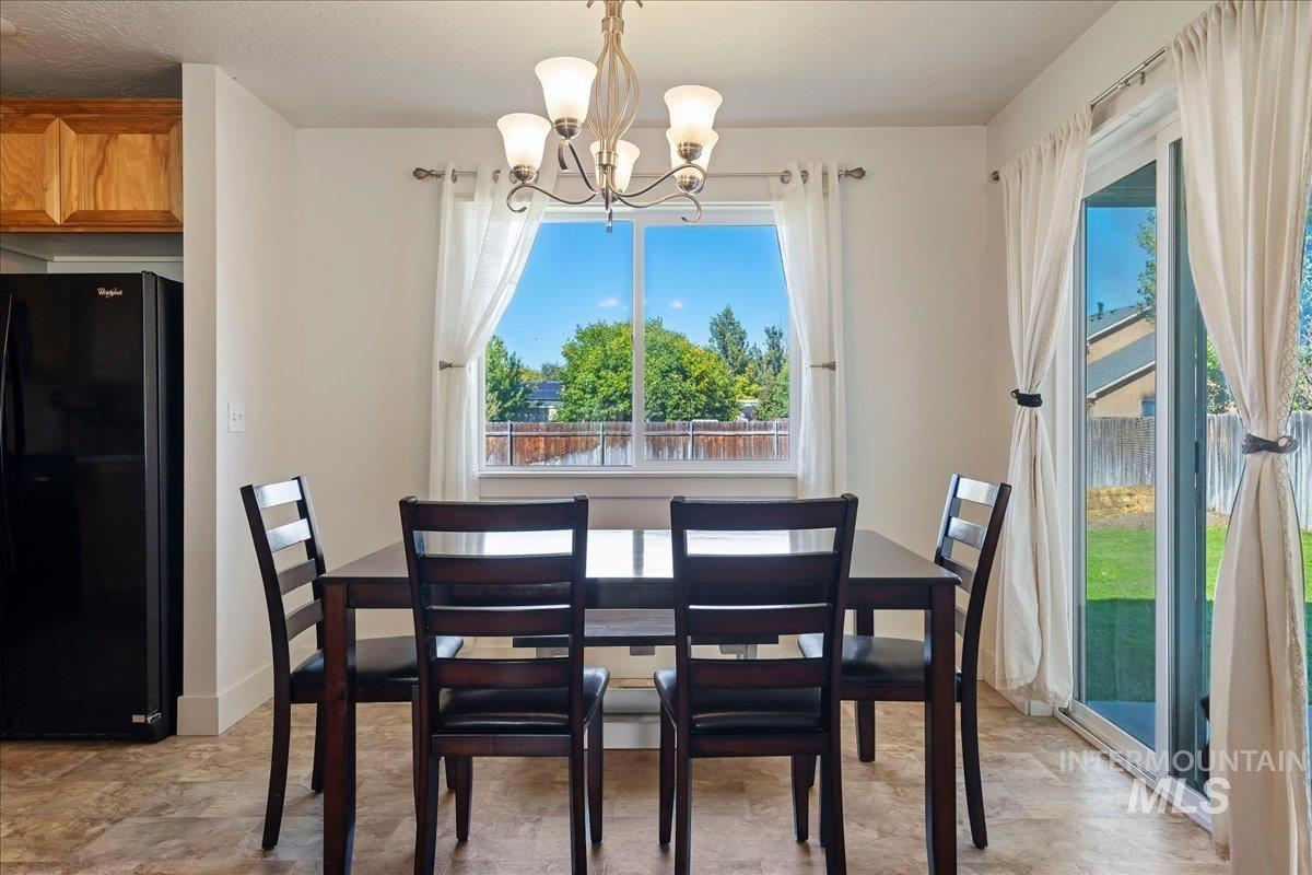 1064 Homestead, Emmett, Idaho 83617, 3 Bedrooms, 2 Bathrooms, Residential For Sale, Price $400,000,MLS 99002589