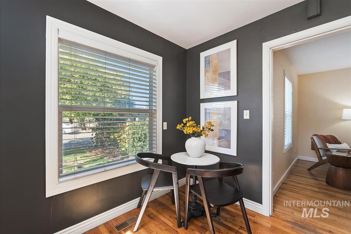 14 S Wheeler St, Boise, Idaho 83705, 2 Bedrooms, 1 Bathroom, Residential For Sale, Price $409,000,MLS 99002590