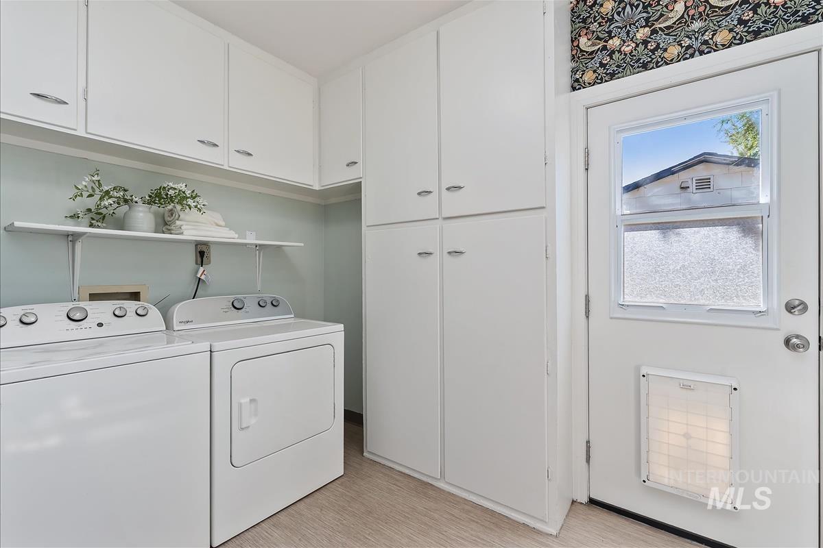 14 S Wheeler St, Boise, Idaho 83705, 2 Bedrooms, 1 Bathroom, Residential For Sale, Price $409,000,MLS 99002590