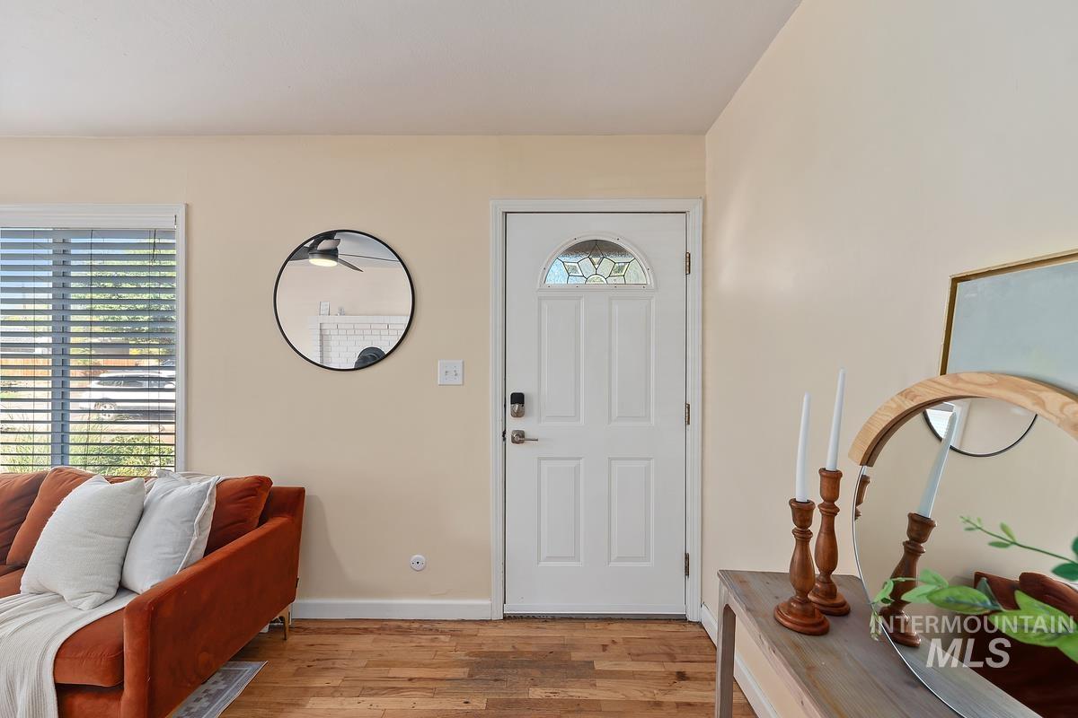 14 S Wheeler St, Boise, Idaho 83705, 2 Bedrooms, 1 Bathroom, Residential For Sale, Price $409,000,MLS 99002590