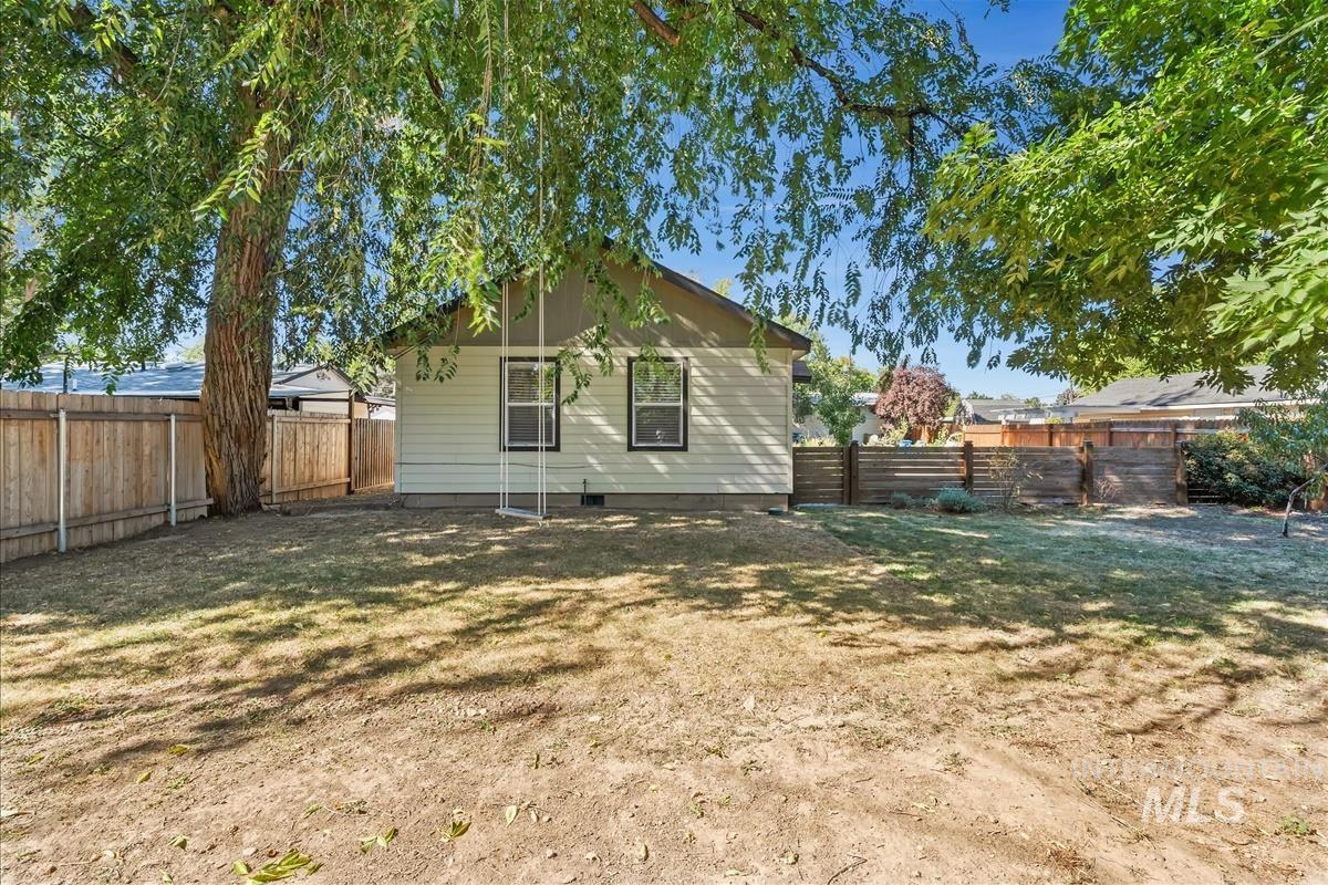 14 S Wheeler St, Boise, Idaho 83705, 2 Bedrooms, 1 Bathroom, Residential For Sale, Price $409,000,MLS 99002590
