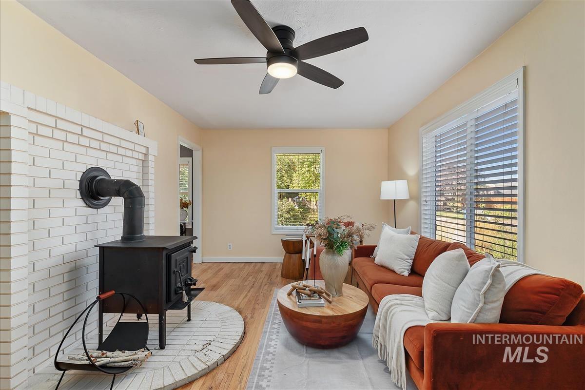 14 S Wheeler St, Boise, Idaho 83705, 2 Bedrooms, 1 Bathroom, Residential For Sale, Price $409,000,MLS 99002590