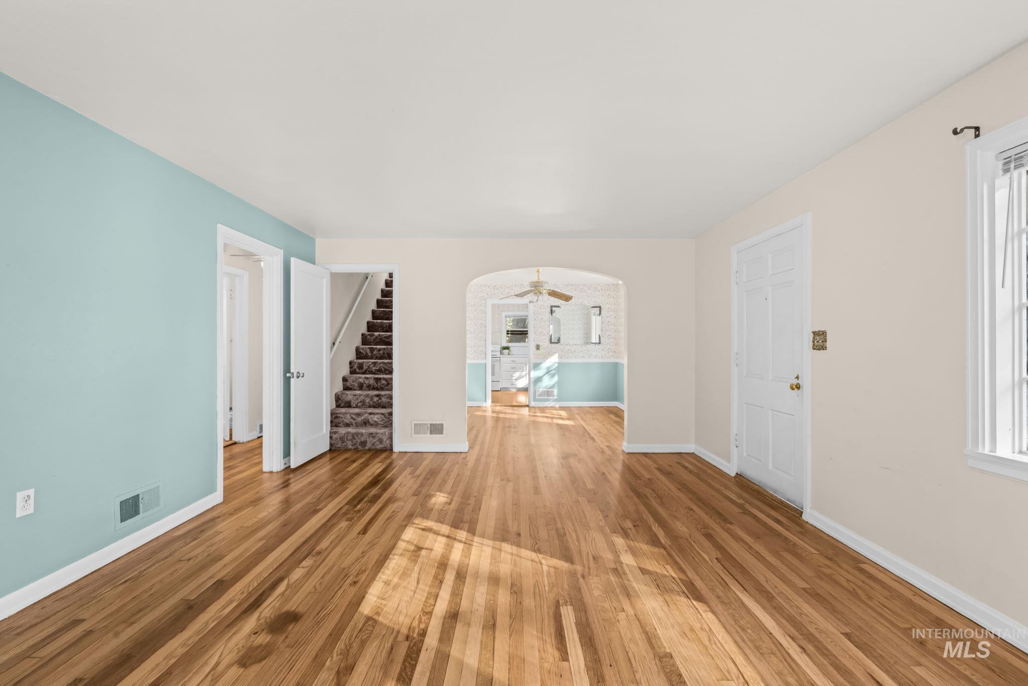 1717 S Manitou, Boise, Idaho 83706, 6 Bedrooms, 3 Bathrooms, Residential For Sale, Price $799,900,MLS 99002598