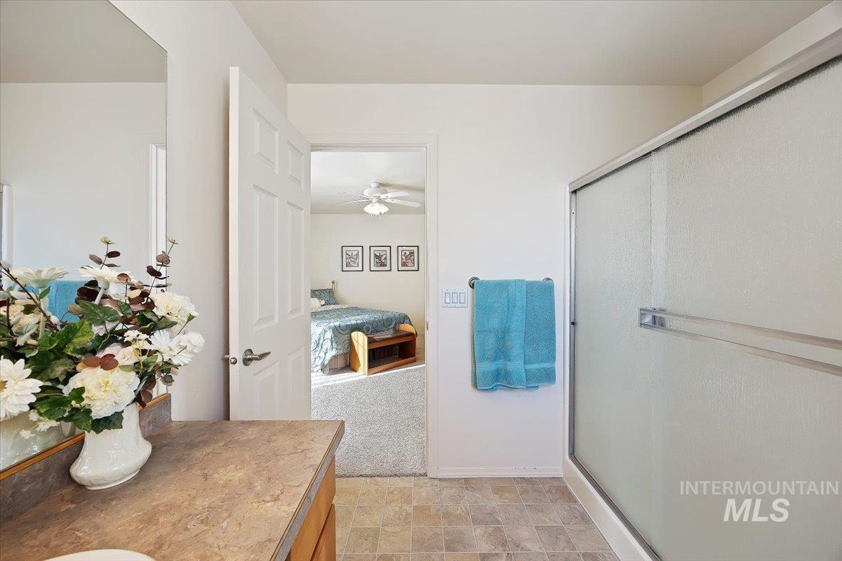 2122 Bitterbrush Ct, Gooding, Idaho 83330, 3 Bedrooms, 2 Bathrooms, Residential For Sale, Price $299,000,MLS 99002603