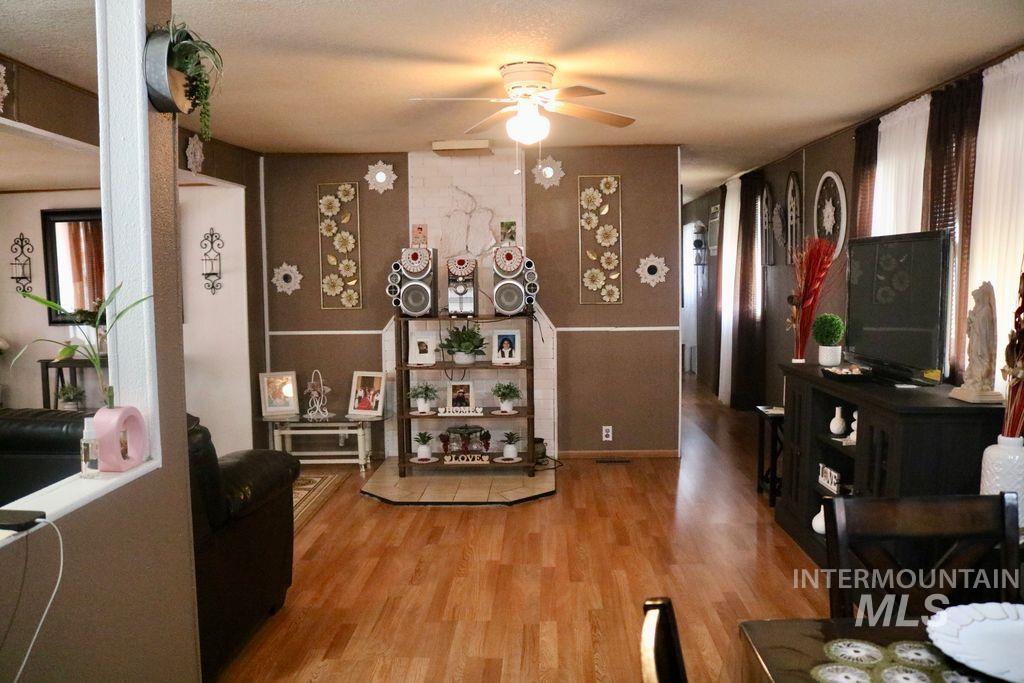 1410 Flamingo, Nampa, Idaho 83651, 3 Bedrooms, 1.5 Bathrooms, Residential For Sale, Price $72,900,MLS 99002606