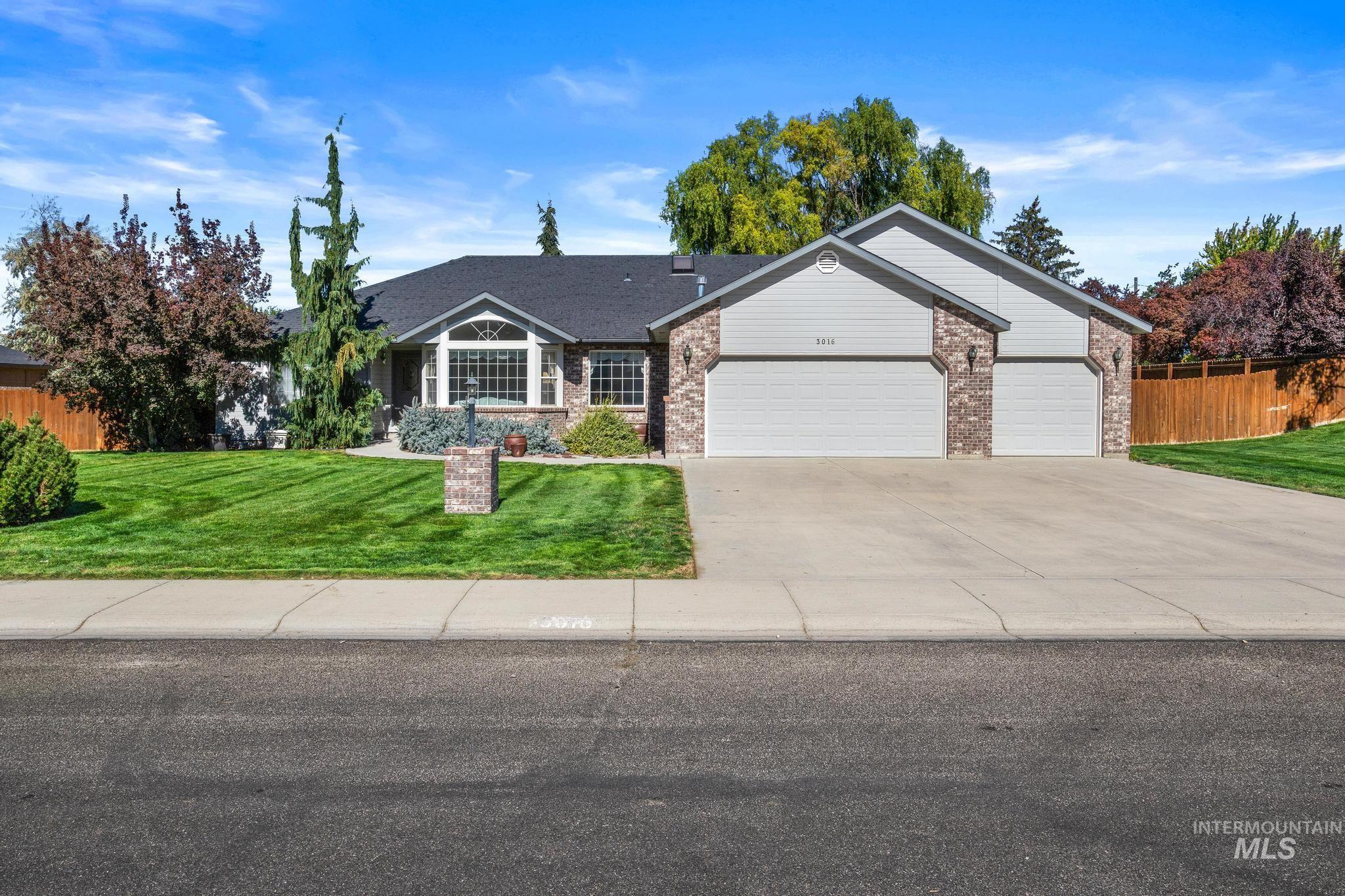 3016 Bannock Ave, Nampa, Idaho 83686, 3 Bedrooms, 2 Bathrooms, Residential For Sale, Price $522,000,MLS 99002608