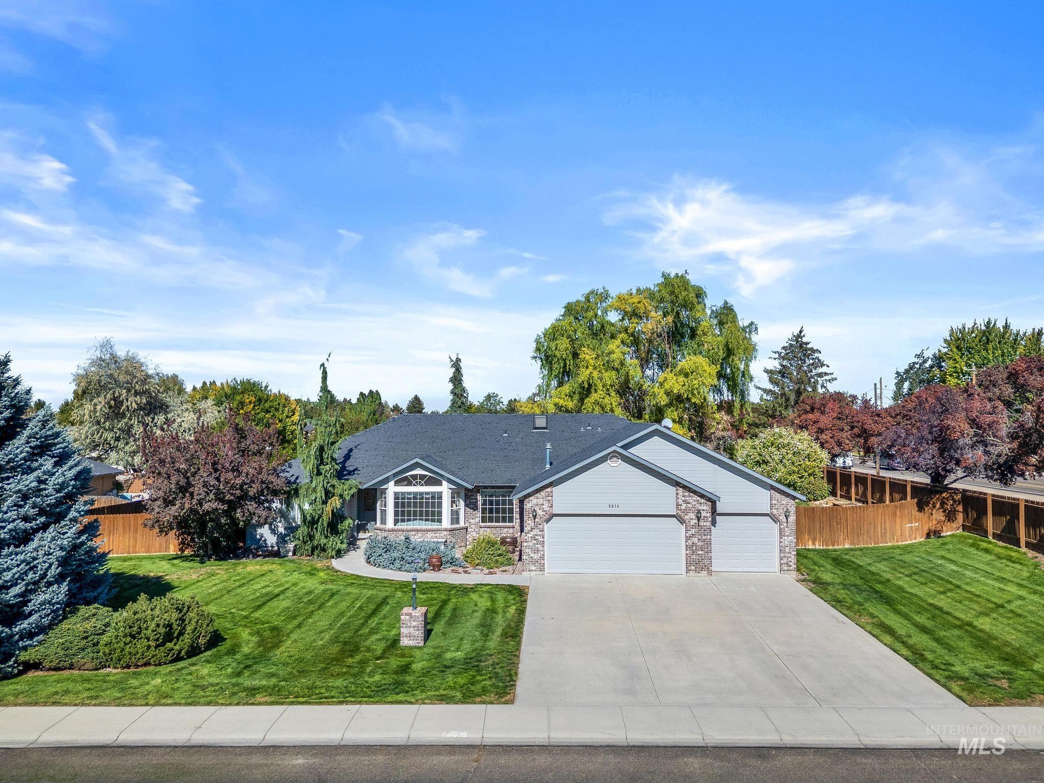 3016 Bannock Ave, Nampa, Idaho 83686, 3 Bedrooms, 2 Bathrooms, Residential For Sale, Price $522,000,MLS 99002608