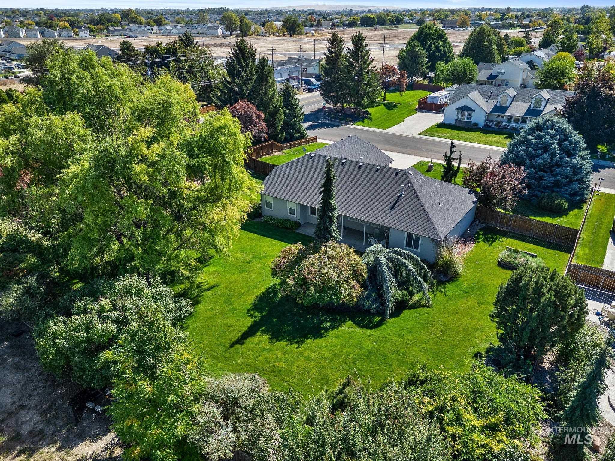 3016 Bannock Ave, Nampa, Idaho 83686, 3 Bedrooms, 2 Bathrooms, Residential For Sale, Price $522,000,MLS 99002608