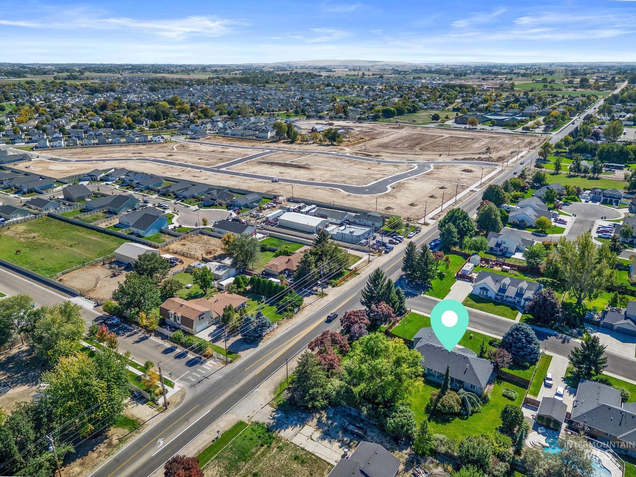 3016 Bannock Ave, Nampa, Idaho 83686, 3 Bedrooms, 2 Bathrooms, Residential For Sale, Price $522,000,MLS 99002608