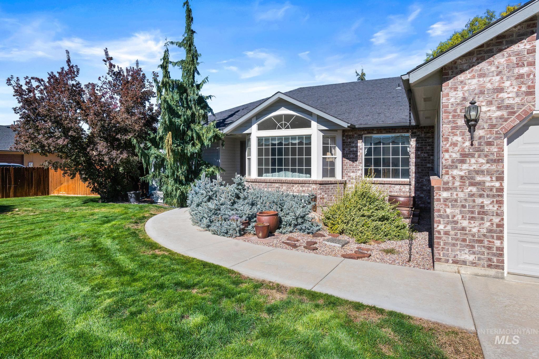 3016 Bannock Ave, Nampa, Idaho 83686, 3 Bedrooms, 2 Bathrooms, Residential For Sale, Price $522,000,MLS 99002608