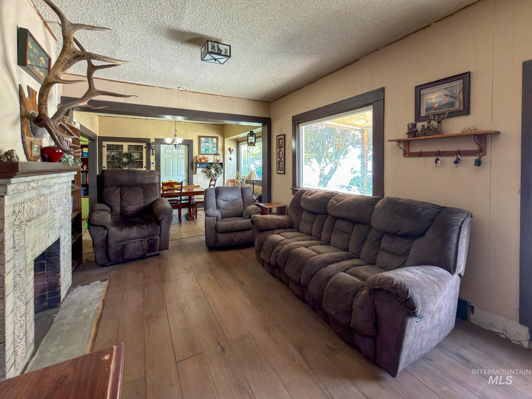 1318 Elba Ave, Burley, Idaho 83318, 3 Bedrooms, 1 Bathroom, Residential For Sale, Price $220,000,MLS 99002609