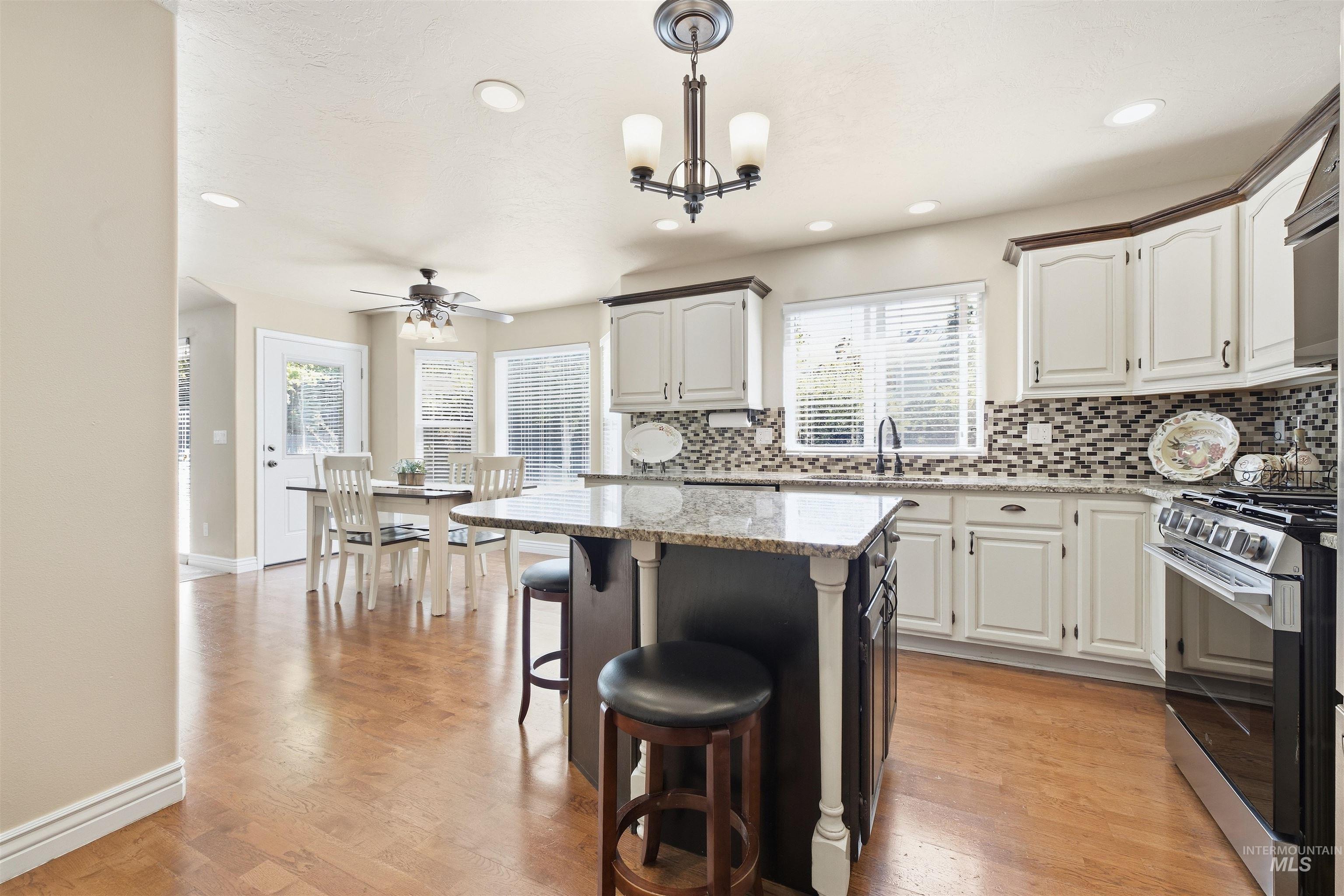 2028 Candleridge Dr, Twin Falls, Idaho 83301, 4 Bedrooms, 2.5 Bathrooms, Residential For Sale, Price $599,500,MLS 99002613