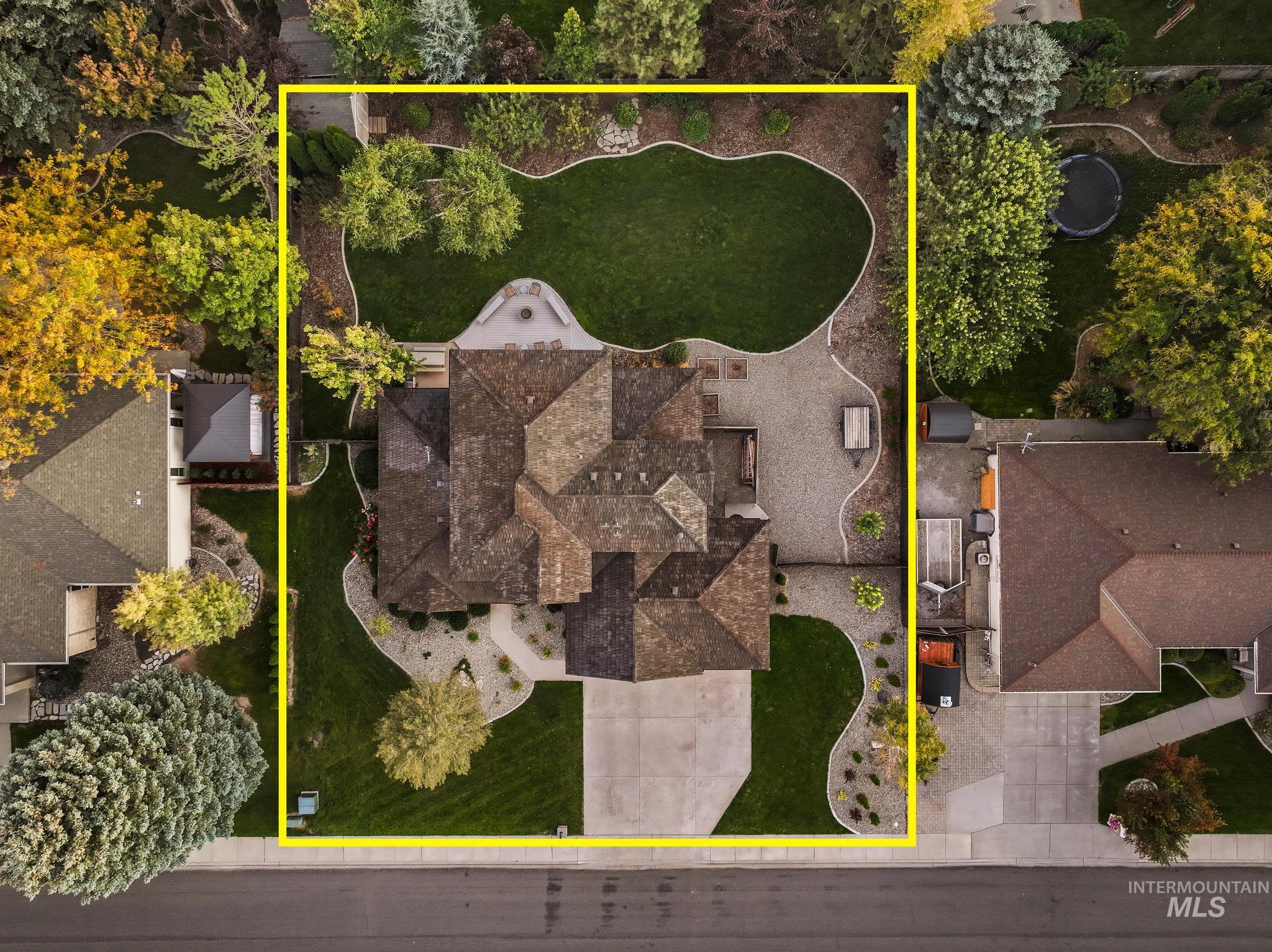 2028 Candleridge Dr, Twin Falls, Idaho 83301, 4 Bedrooms, 2.5 Bathrooms, Residential For Sale, Price $599,500,MLS 99002613