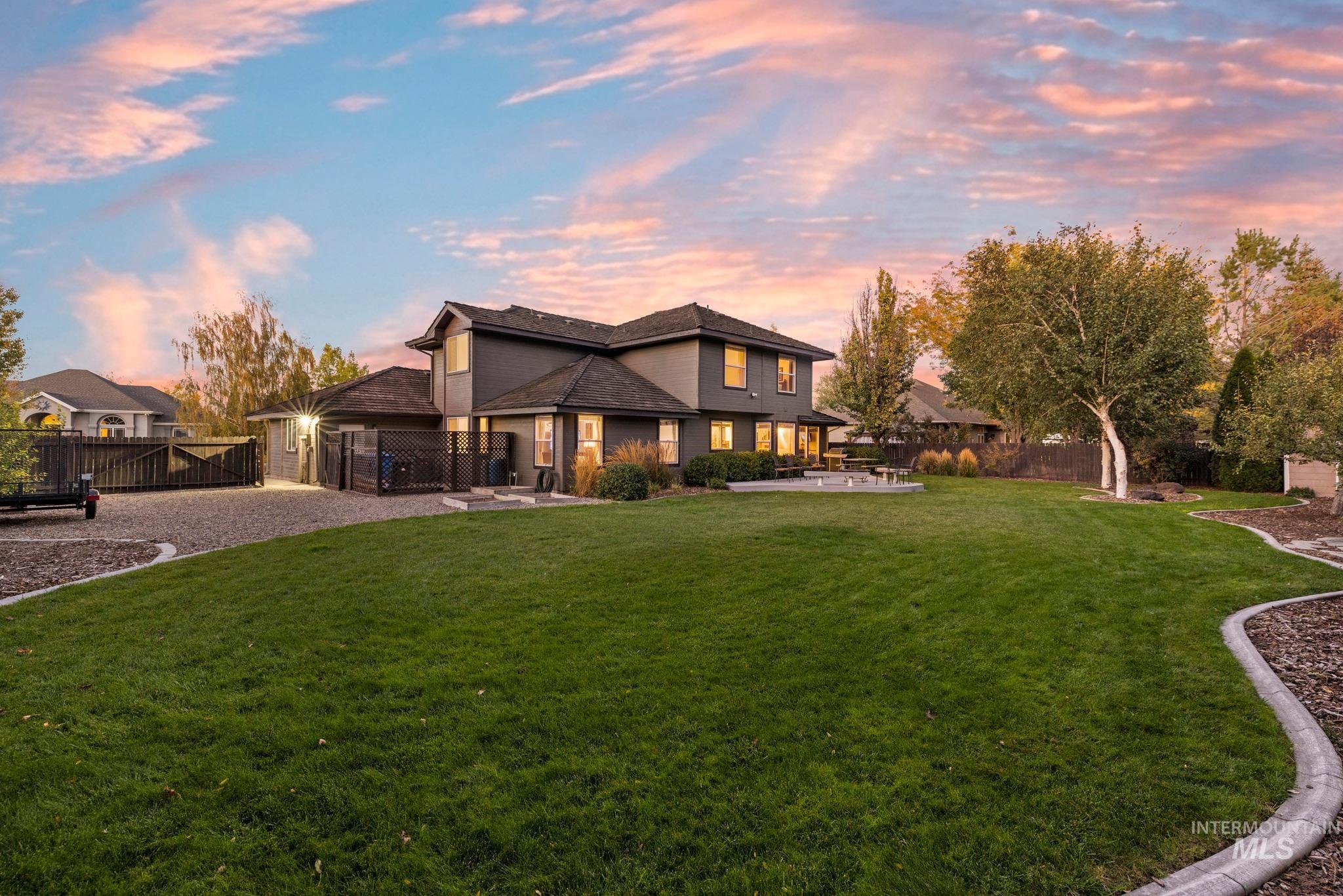 2028 Candleridge Dr, Twin Falls, Idaho 83301, 4 Bedrooms, 2.5 Bathrooms, Residential For Sale, Price $599,500,MLS 99002613