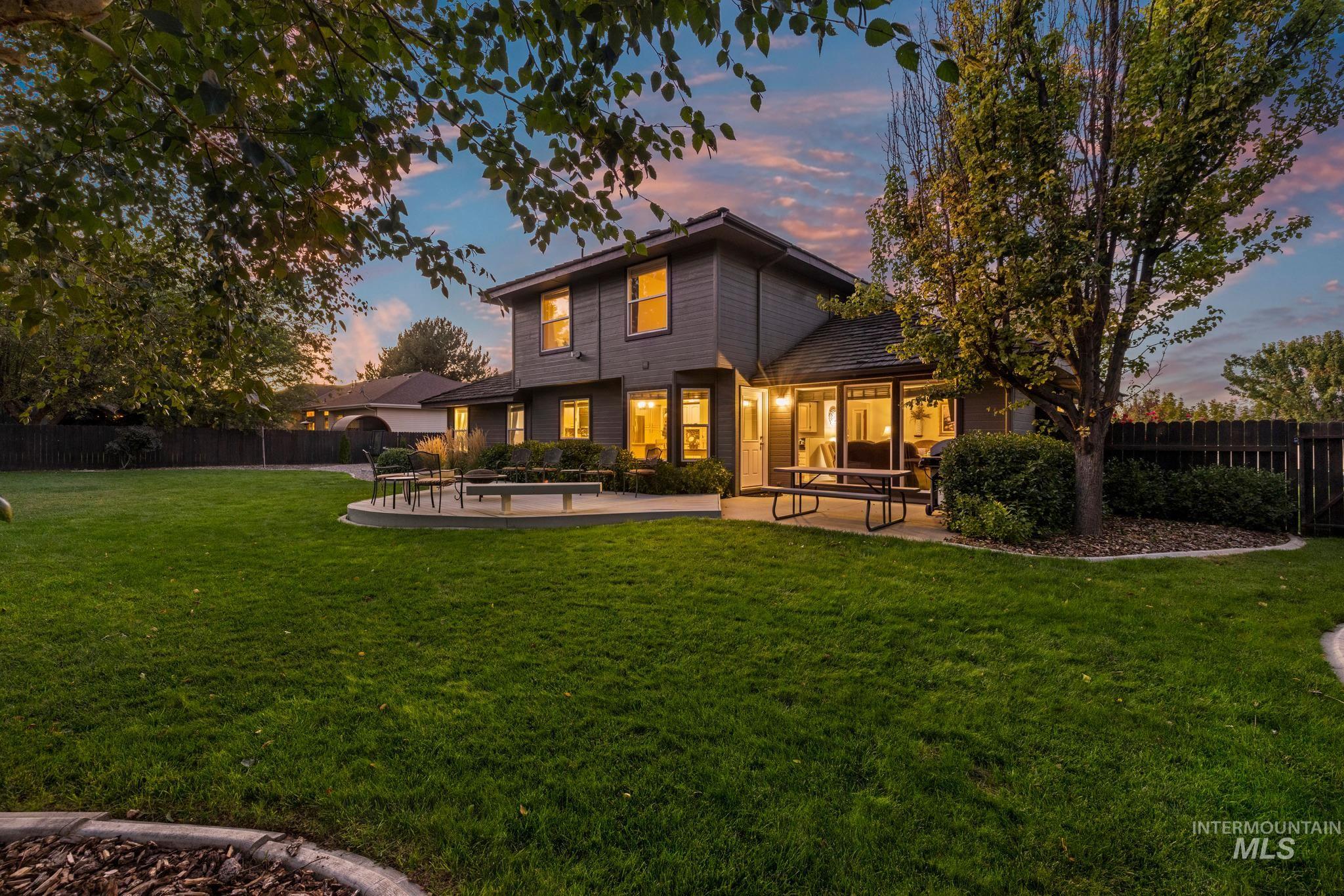 2028 Candleridge Dr, Twin Falls, Idaho 83301, 4 Bedrooms, 2.5 Bathrooms, Residential For Sale, Price $599,500,MLS 99002613