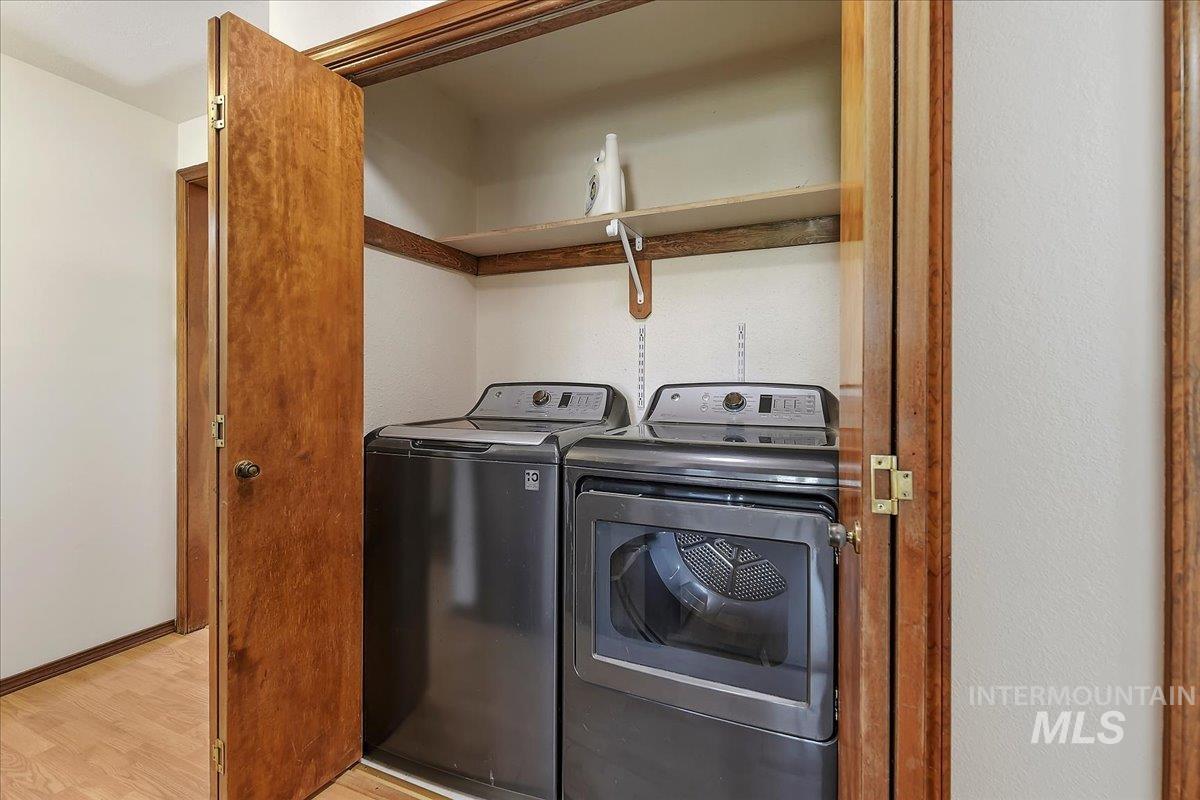1820 N Kristen Way, Meridian, Idaho 83646, 3 Bedrooms, 2 Bathrooms, Residential For Sale, Price $420,000,MLS 99002615