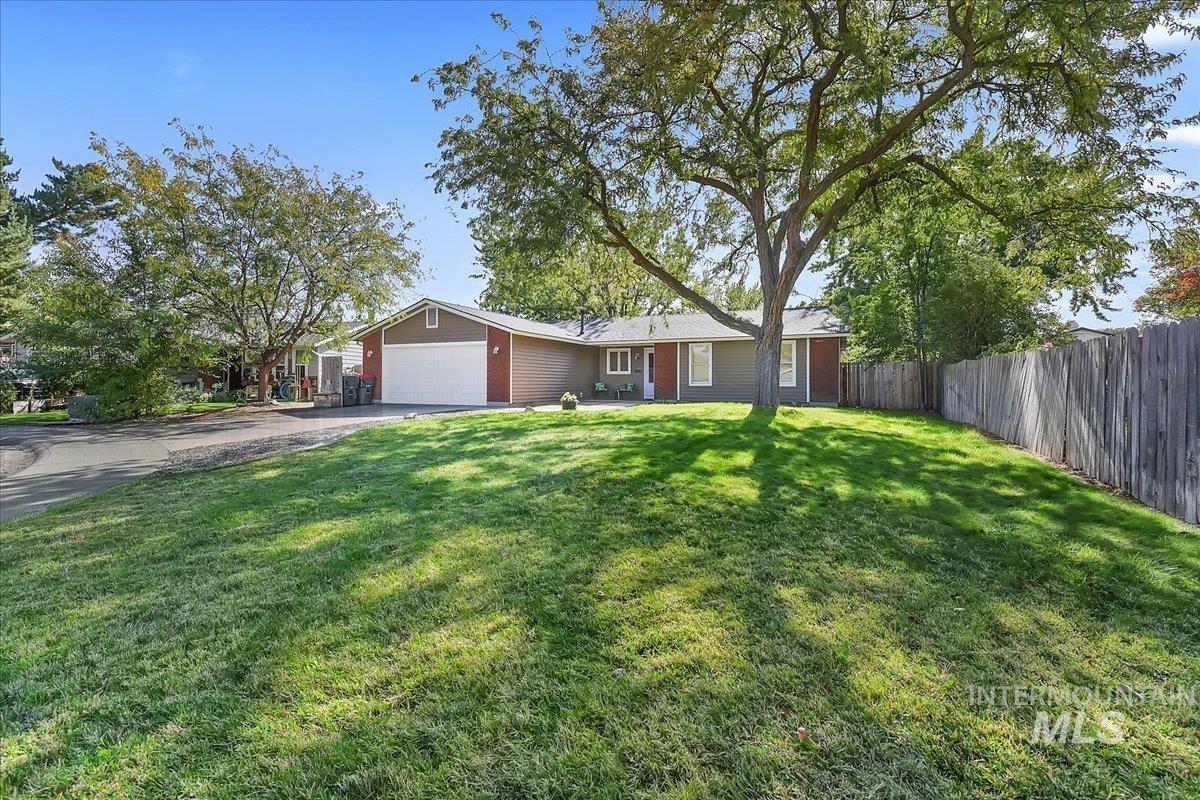 1820 N Kristen Way, Meridian, Idaho 83646, 3 Bedrooms, 2 Bathrooms, Residential For Sale, Price $420,000,MLS 99002615