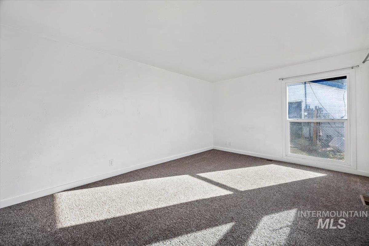 330 Monroe Street, Kimberly, Idaho 83341, 3 Bedrooms, 1 Bathroom, Residential For Sale, Price $274,900,MLS 99002616