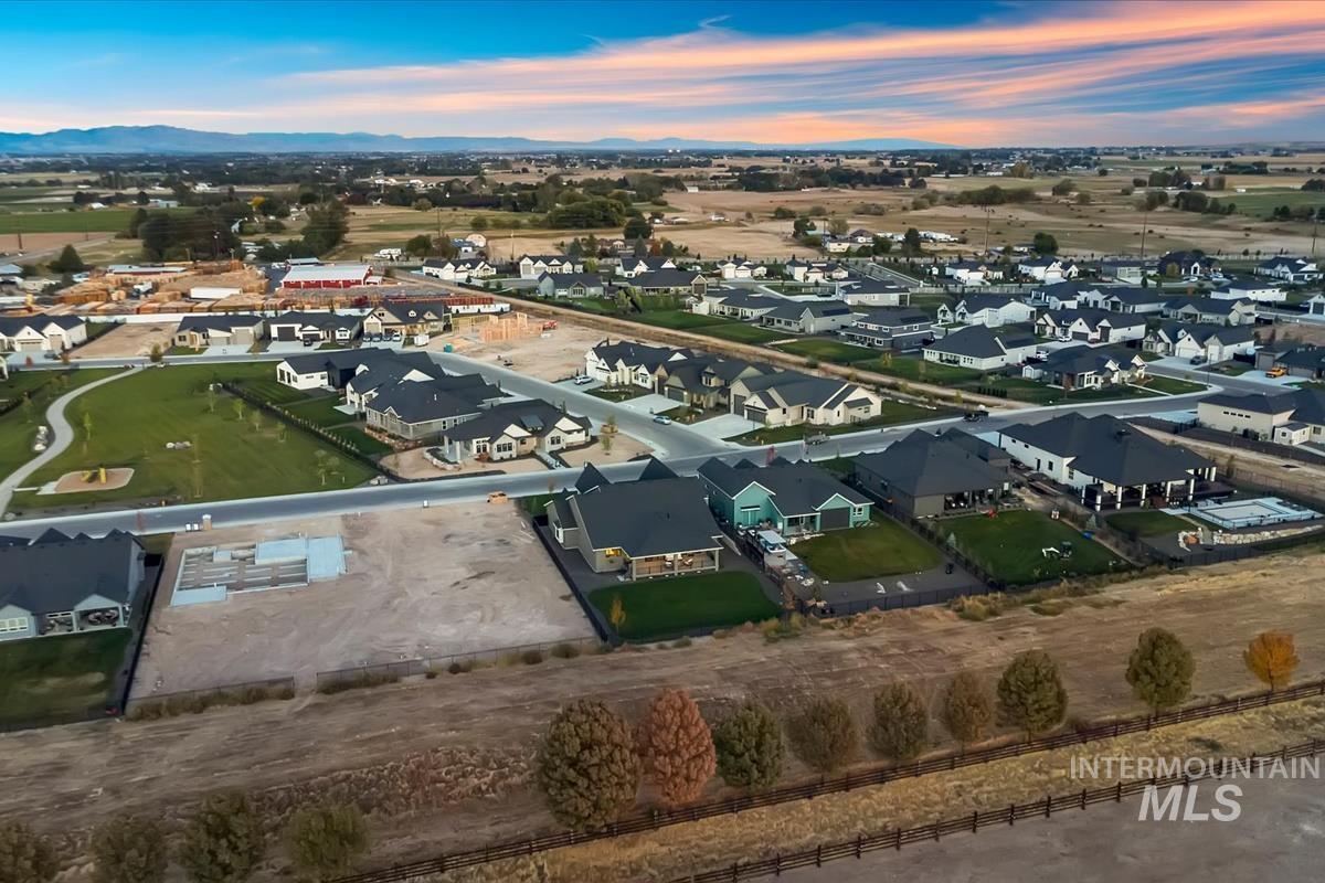 9833 S Peregrine Falcon Ave., Nampa, Idaho 83686, 4 Bedrooms, 3.5 Bathrooms, Residential For Sale, Price $1,174,900,MLS 99002618