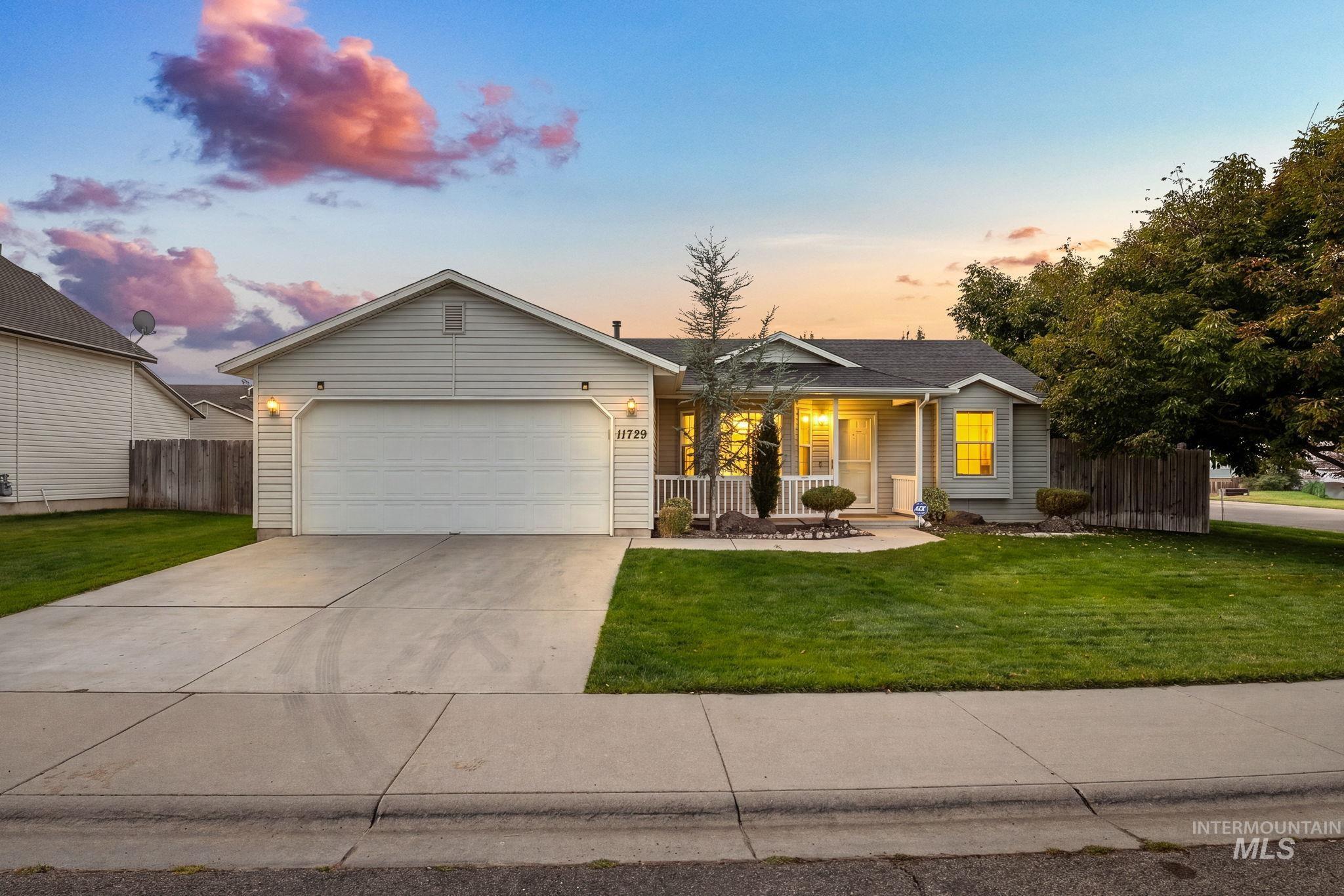 11729 W Shetland Dr., Boise, Idaho 83709, 3 Bedrooms, 2 Bathrooms, Residential For Sale, Price $430,000,MLS 99002621