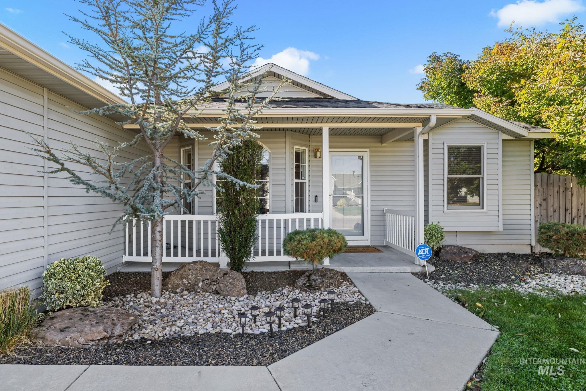 11729 W Shetland Dr., Boise, Idaho 83709, 3 Bedrooms, 2 Bathrooms, Residential For Sale, Price $430,000,MLS 99002621