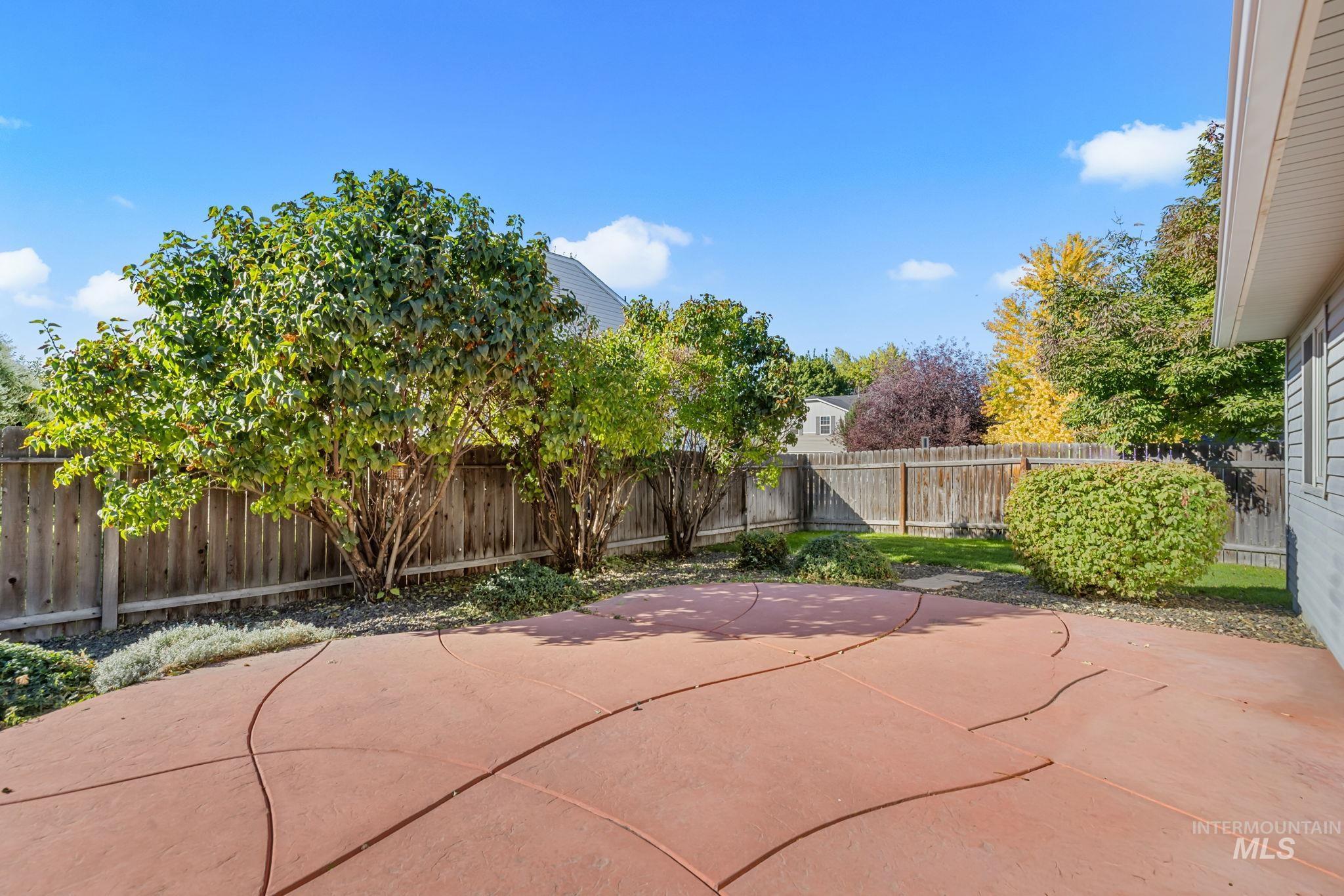 11729 W Shetland Dr., Boise, Idaho 83709, 3 Bedrooms, 2 Bathrooms, Residential For Sale, Price $430,000,MLS 99002621