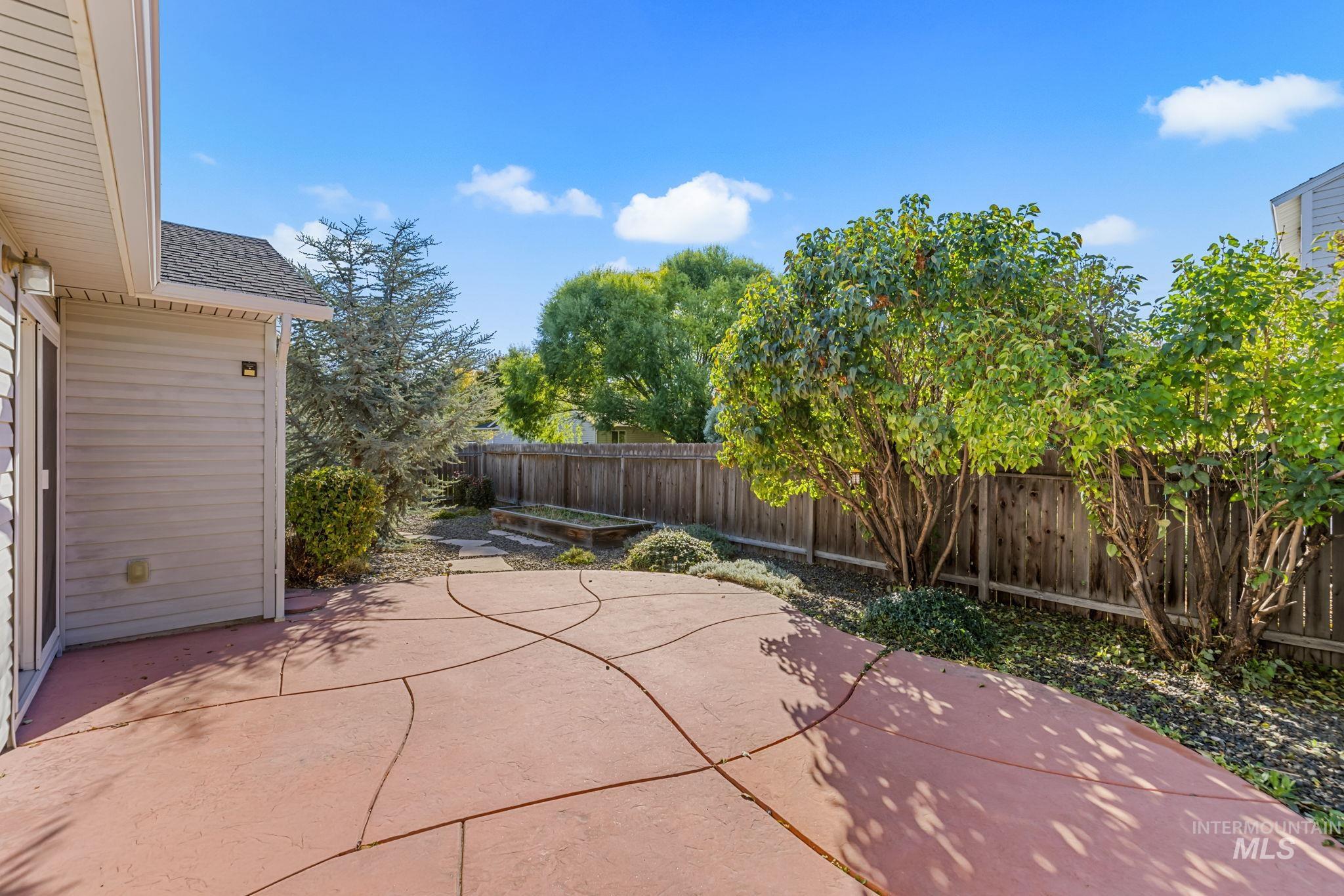 11729 W Shetland Dr., Boise, Idaho 83709, 3 Bedrooms, 2 Bathrooms, Residential For Sale, Price $430,000,MLS 99002621