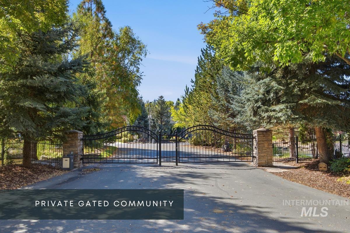 9395 W Pandion Ct, Garden City, Idaho 83714, 4 Bedrooms, 3 Bathrooms, Residential For Sale, Price $1,399,000,MLS 99002622