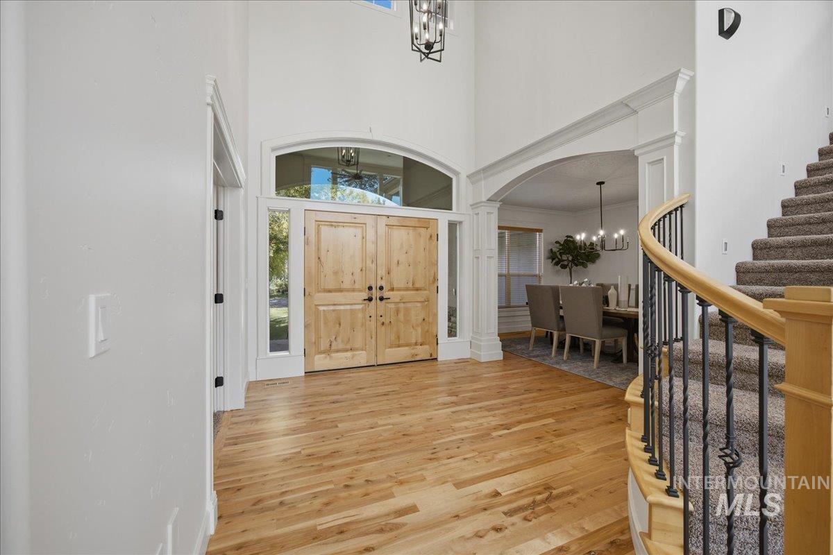 9395 W Pandion Ct, Garden City, Idaho 83714, 4 Bedrooms, 3 Bathrooms, Residential For Sale, Price $1,399,000,MLS 99002622