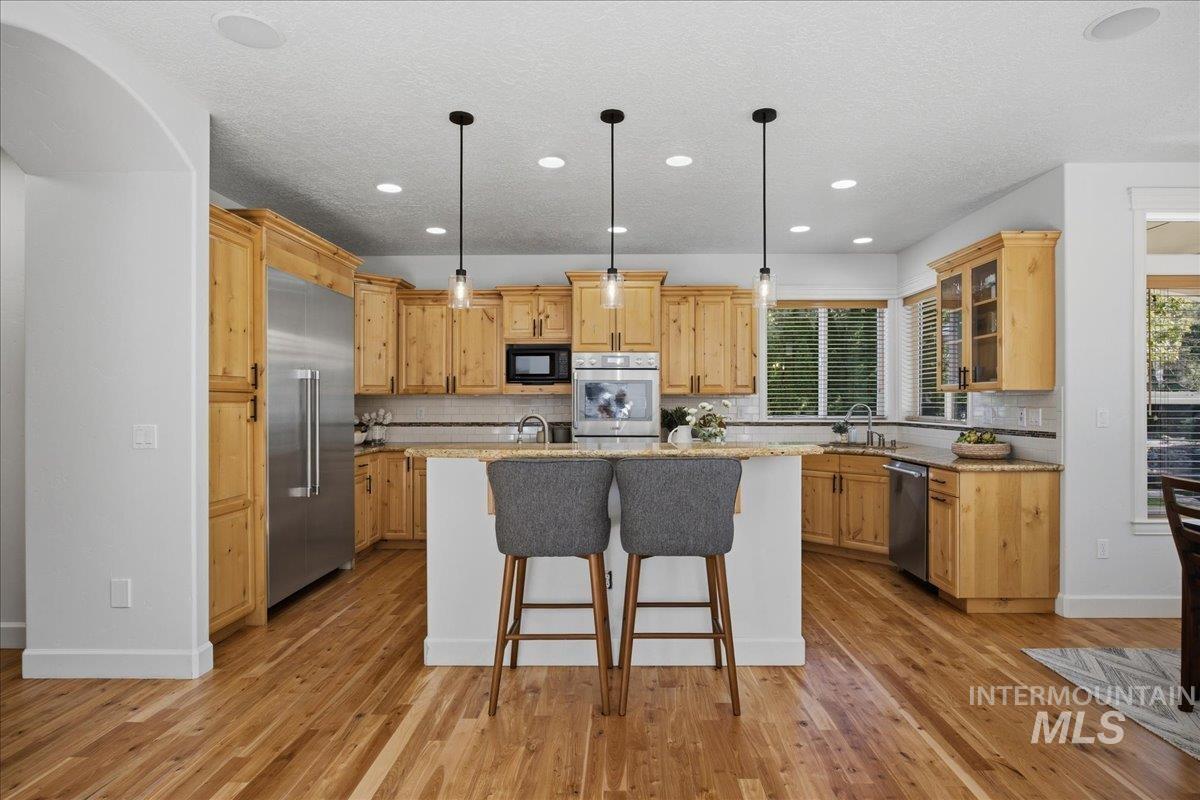 9395 W Pandion Ct, Garden City, Idaho 83714, 4 Bedrooms, 3 Bathrooms, Residential For Sale, Price $1,399,000,MLS 99002622