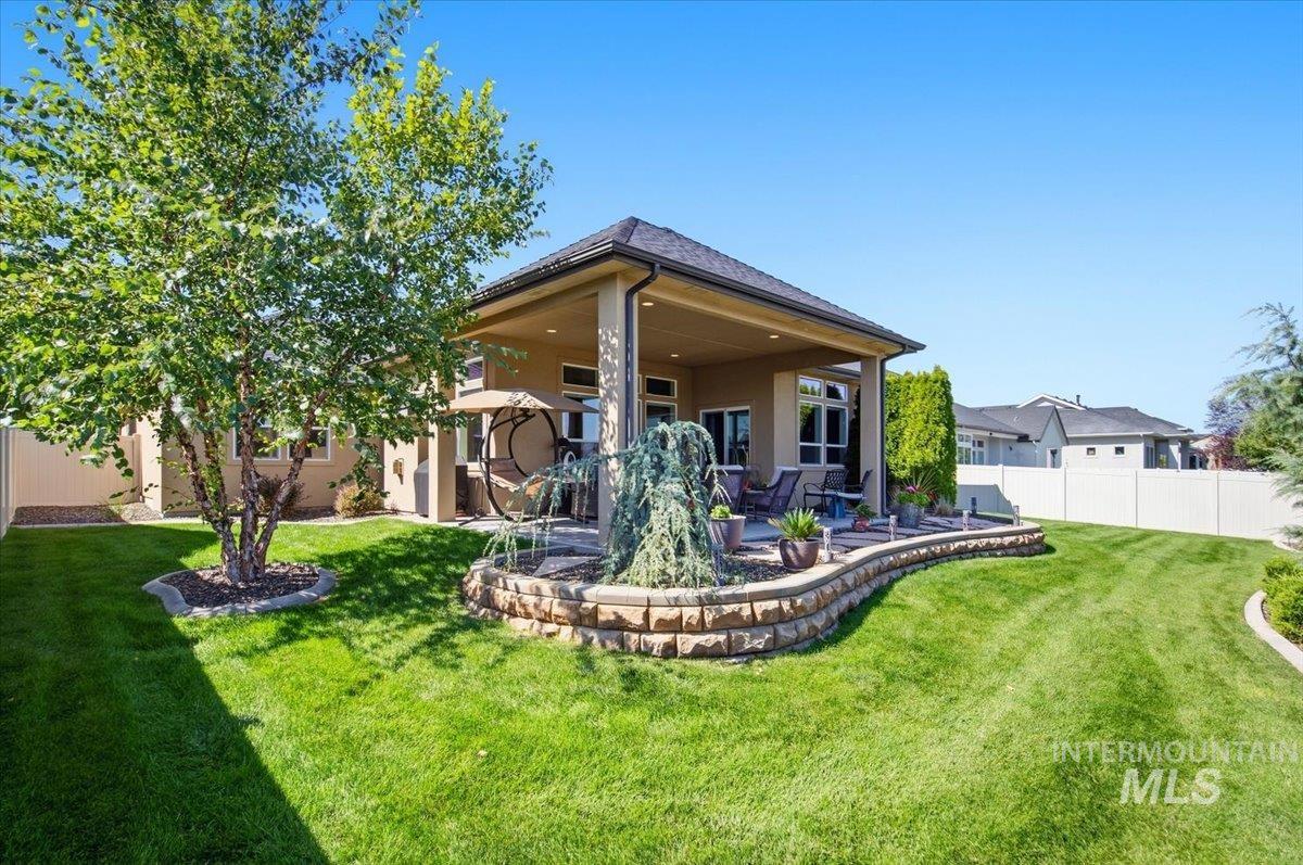 1058 E Radiant Ridge Dr., Meridian, Idaho 83642, 3 Bedrooms, 2 Bathrooms, Residential For Sale, Price $729,000,MLS 99002624