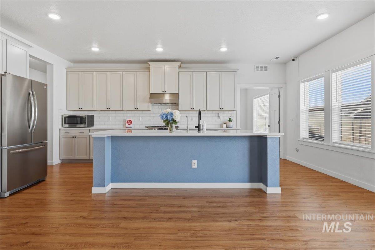 7664 E Lafayette St, Nampa, Idaho 83687, 5 Bedrooms, 3 Bathrooms, Residential For Sale, Price $639,900,MLS 99002626