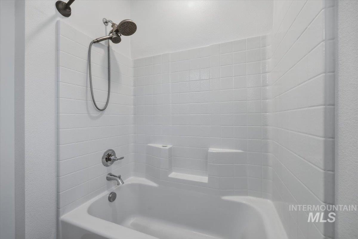 7664 E Lafayette St, Nampa, Idaho 83687, 5 Bedrooms, 3 Bathrooms, Residential For Sale, Price $639,900,MLS 99002626