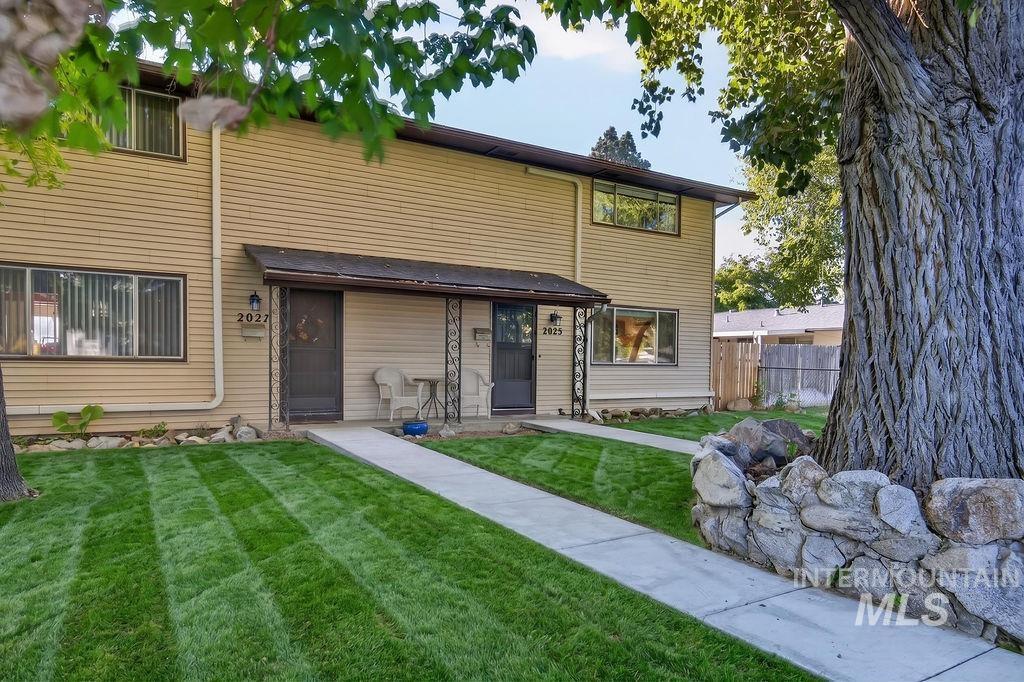 2025/2027 S Owyhee St., Boise, Idaho 83705, 2 Bedrooms, 1.5 Bathrooms, Residential Income For Sale, Price $579,900,MLS 99002627