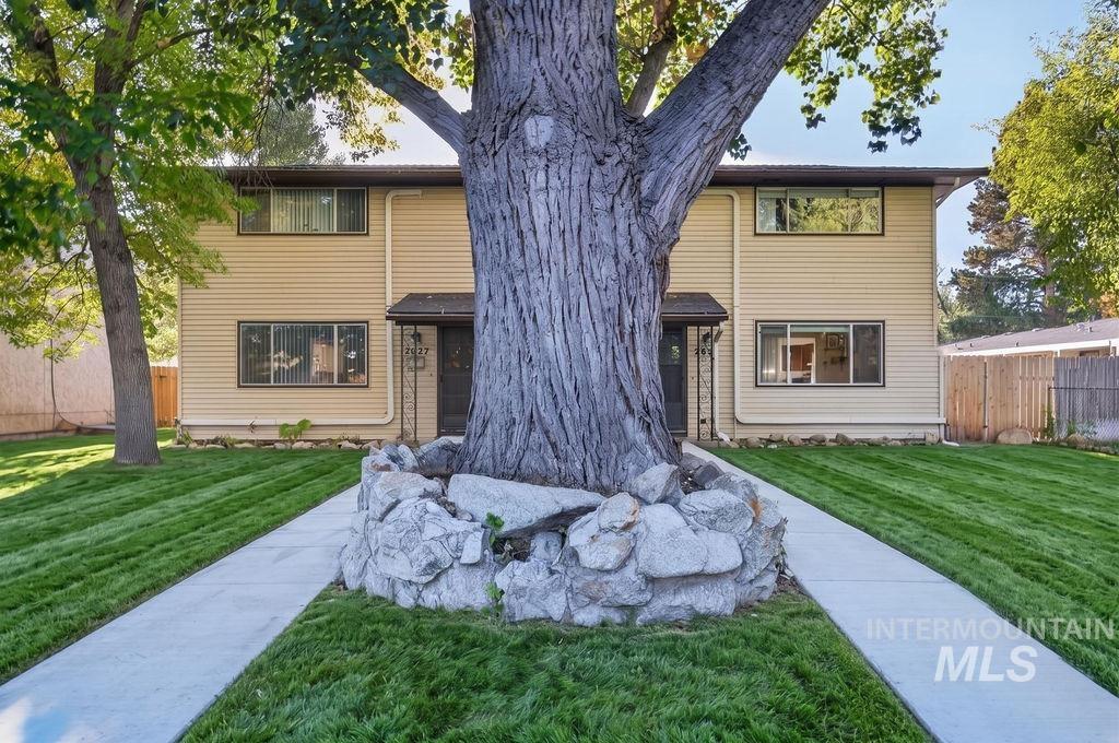 2025/2027 S Owyhee St., Boise, Idaho 83705, 2 Bedrooms, 1.5 Bathrooms, Residential Income For Sale, Price $579,900,MLS 99002627
