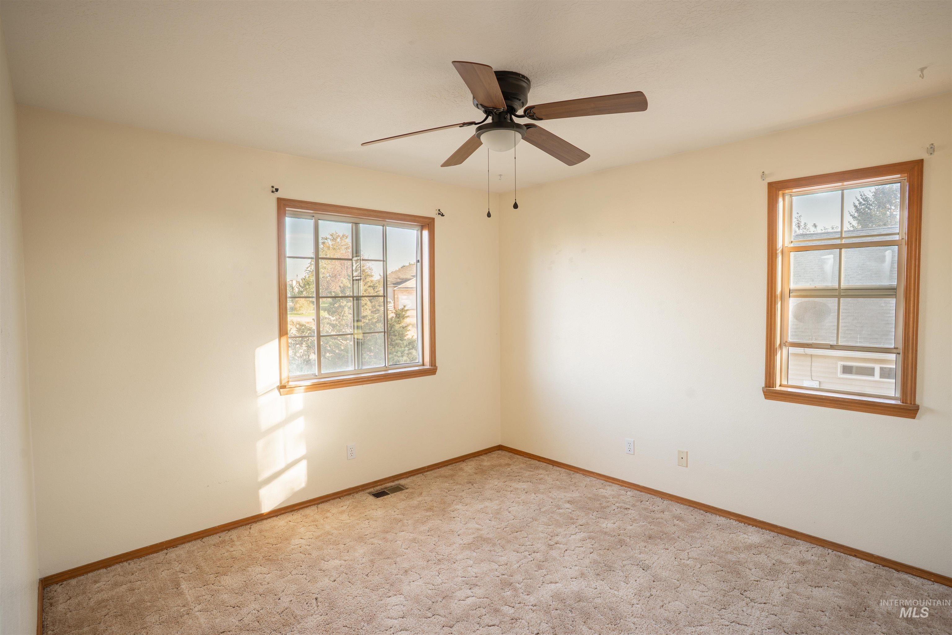 112 Seminole Cir, Jerome, Idaho 83338, 6 Bedrooms, 3 Bathrooms, Residential For Sale, Price $499,000,MLS 99002628