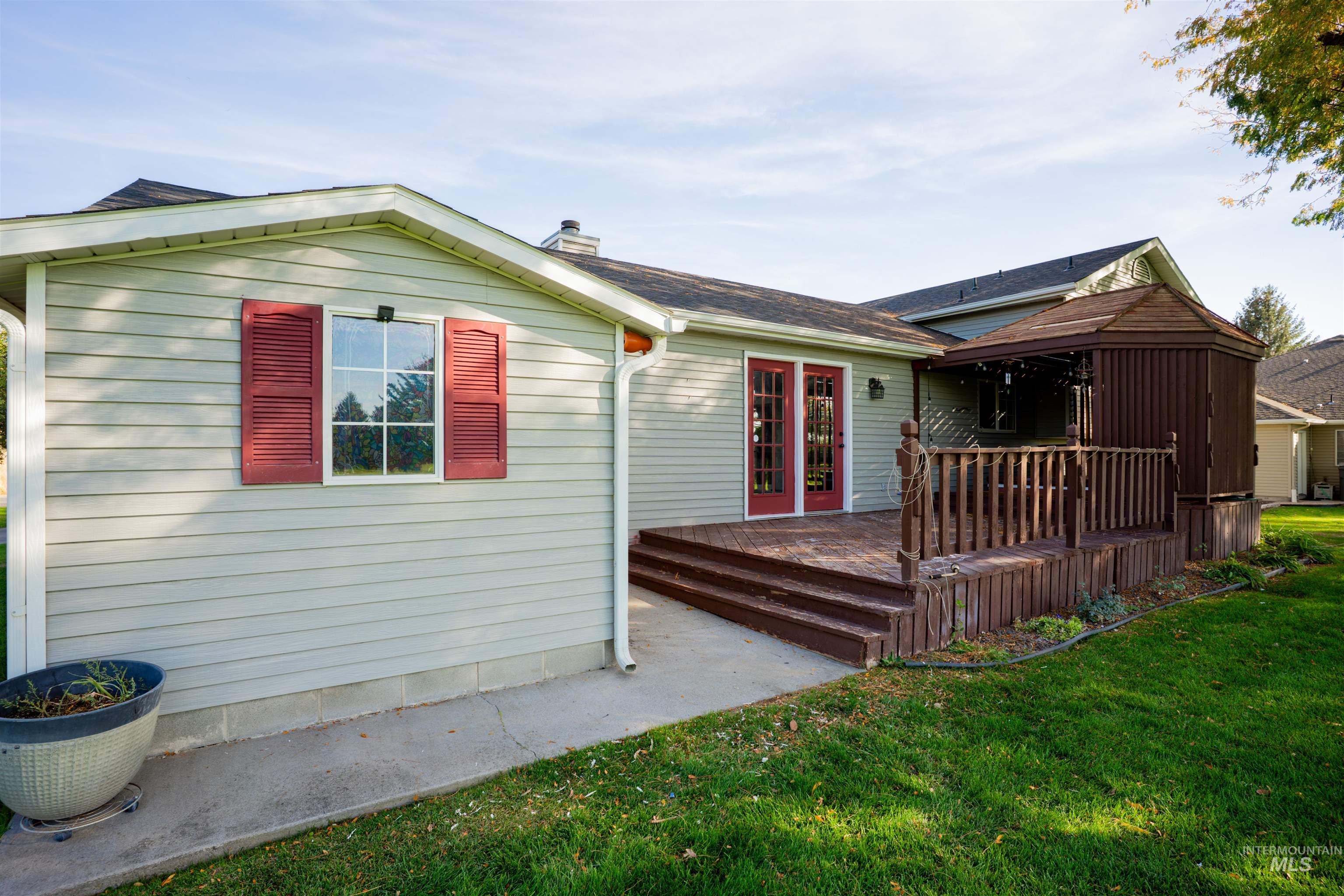 112 Seminole Cir, Jerome, Idaho 83338, 6 Bedrooms, 3 Bathrooms, Residential For Sale, Price $499,000,MLS 99002628