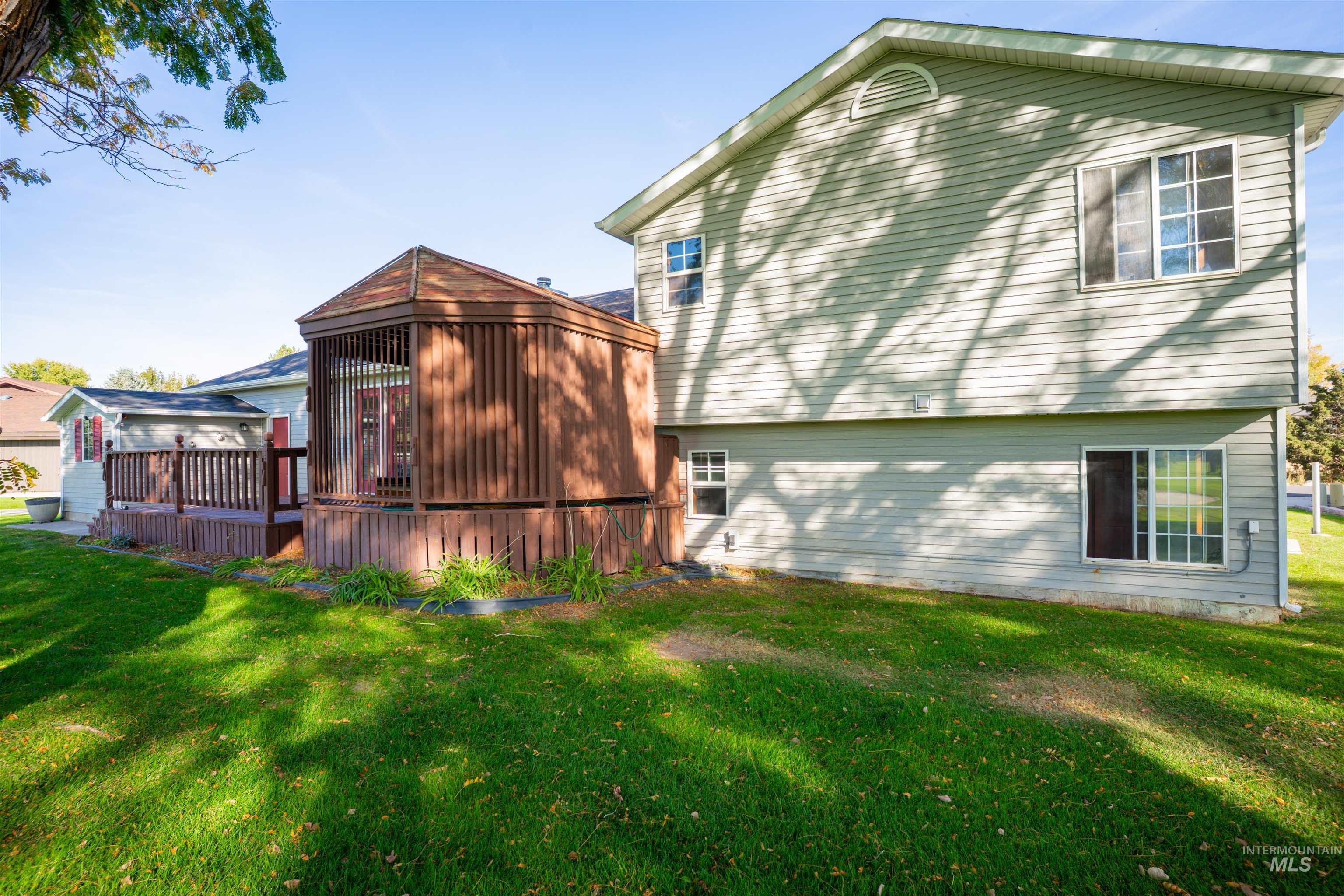 112 Seminole Cir, Jerome, Idaho 83338, 6 Bedrooms, 3 Bathrooms, Residential For Sale, Price $499,000,MLS 99002628