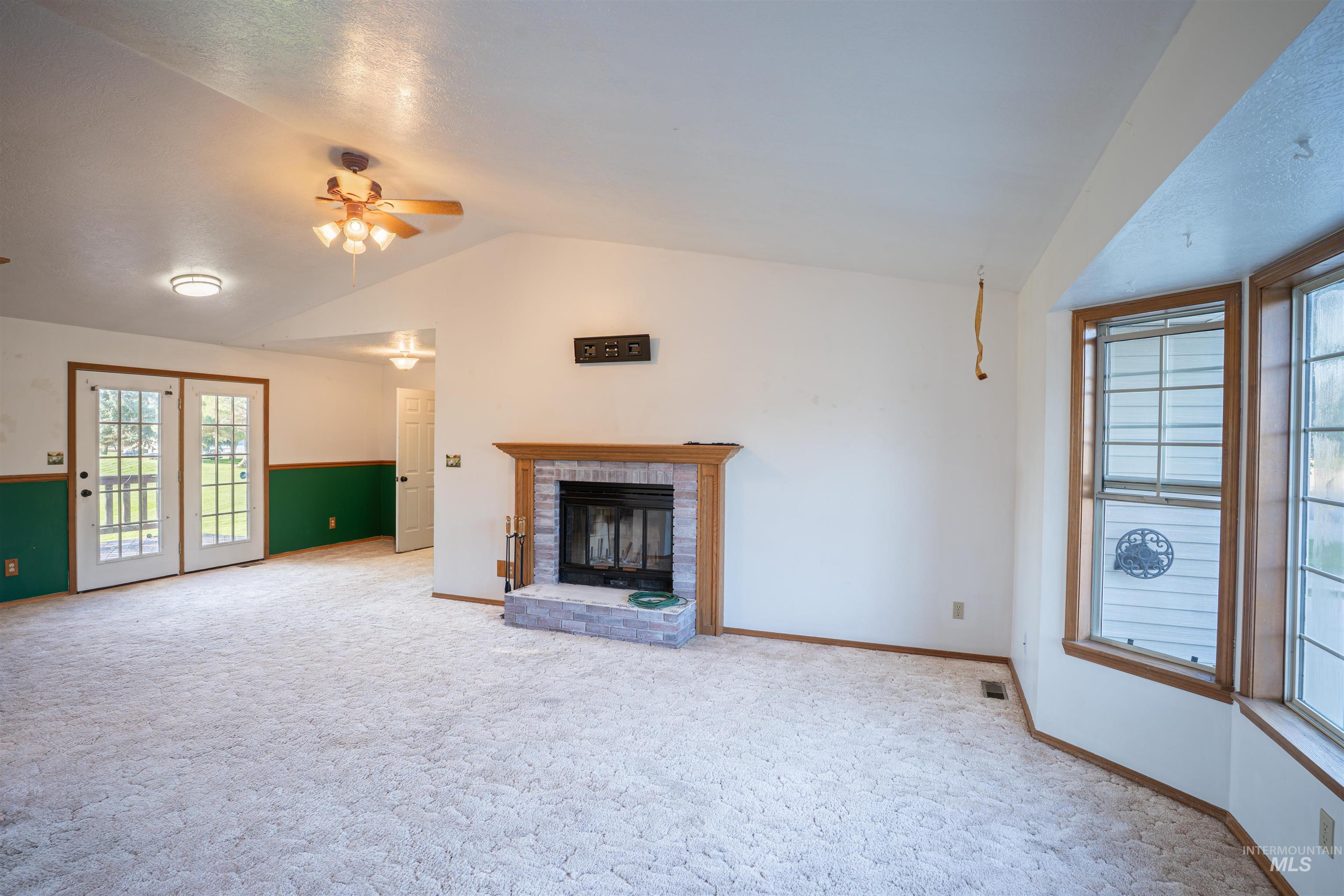 112 Seminole Cir, Jerome, Idaho 83338, 6 Bedrooms, 3 Bathrooms, Residential For Sale, Price $499,000,MLS 99002628
