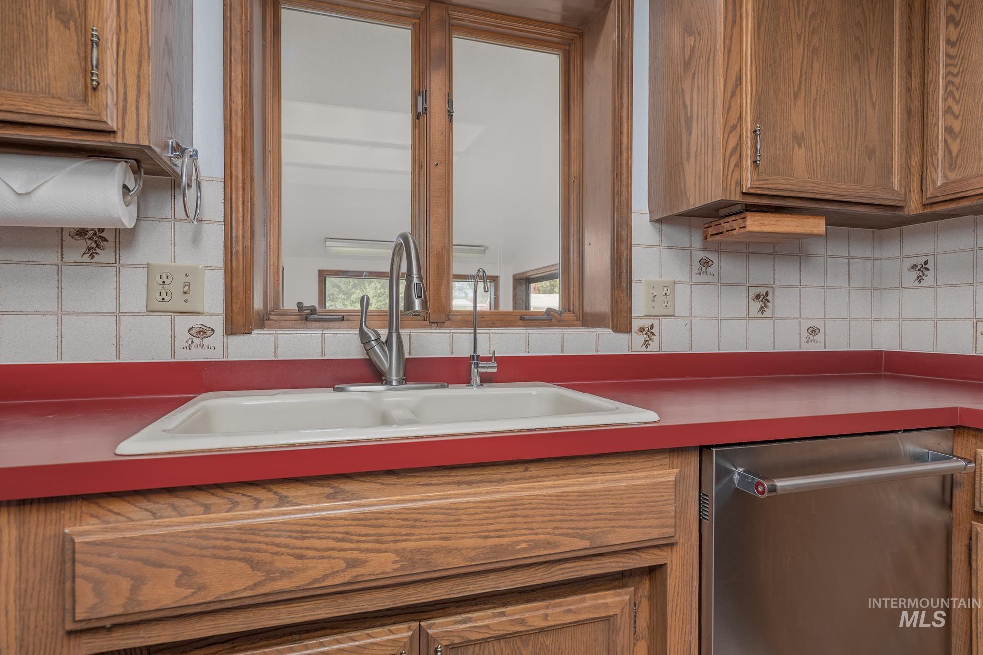 340 Pioneer Road, Weiser, Idaho 83672, 2 Bedrooms, 2 Bathrooms, Residential For Sale, Price $349,000,MLS 99002631
