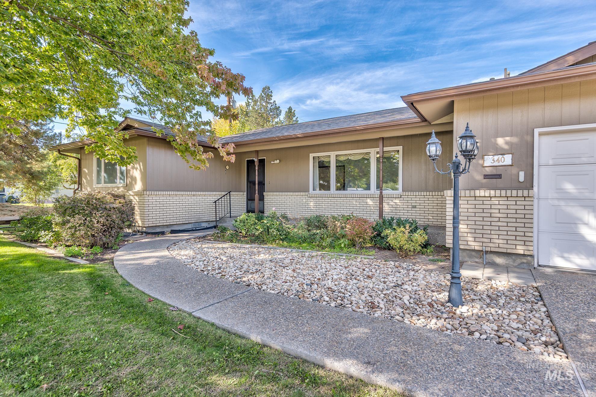 340 Pioneer Road, Weiser, Idaho 83672, 2 Bedrooms, 2 Bathrooms, Residential For Sale, Price $349,000,MLS 99002631