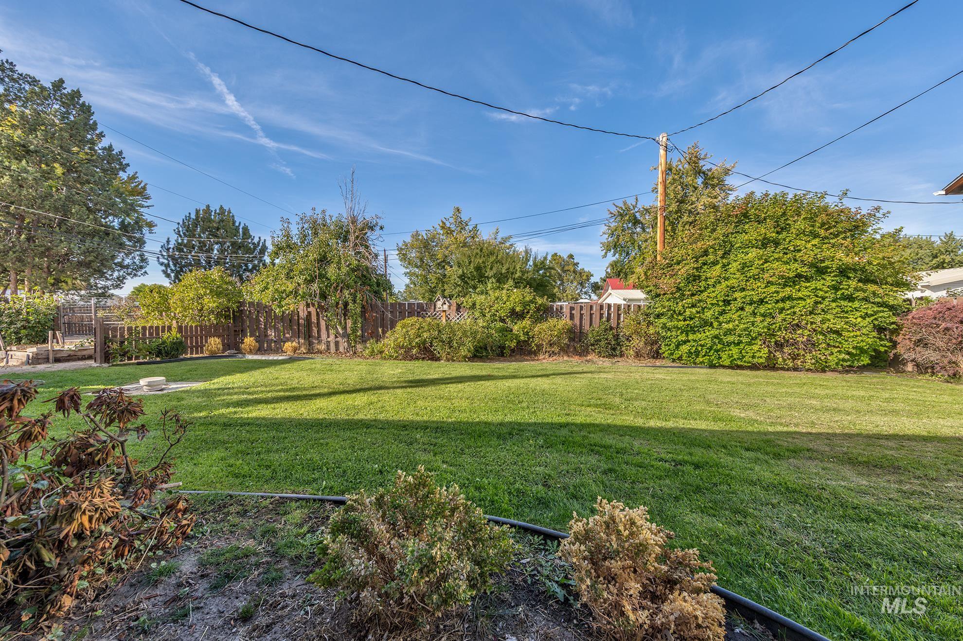 340 Pioneer Road, Weiser, Idaho 83672, 2 Bedrooms, 2 Bathrooms, Residential For Sale, Price $349,000,MLS 99002631