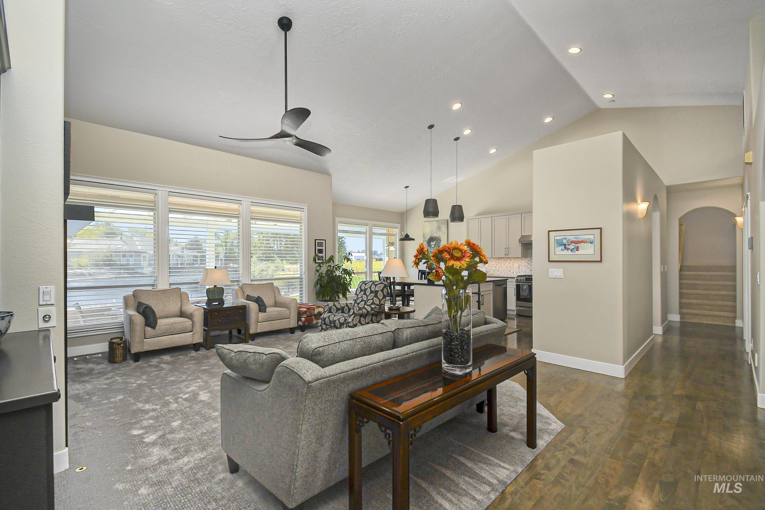 9001 Duck Lake Dr, Garden City, Idaho 83714, 4 Bedrooms, 0.5 Bathroom, Residential For Sale, Price $874,900,MLS 99002634