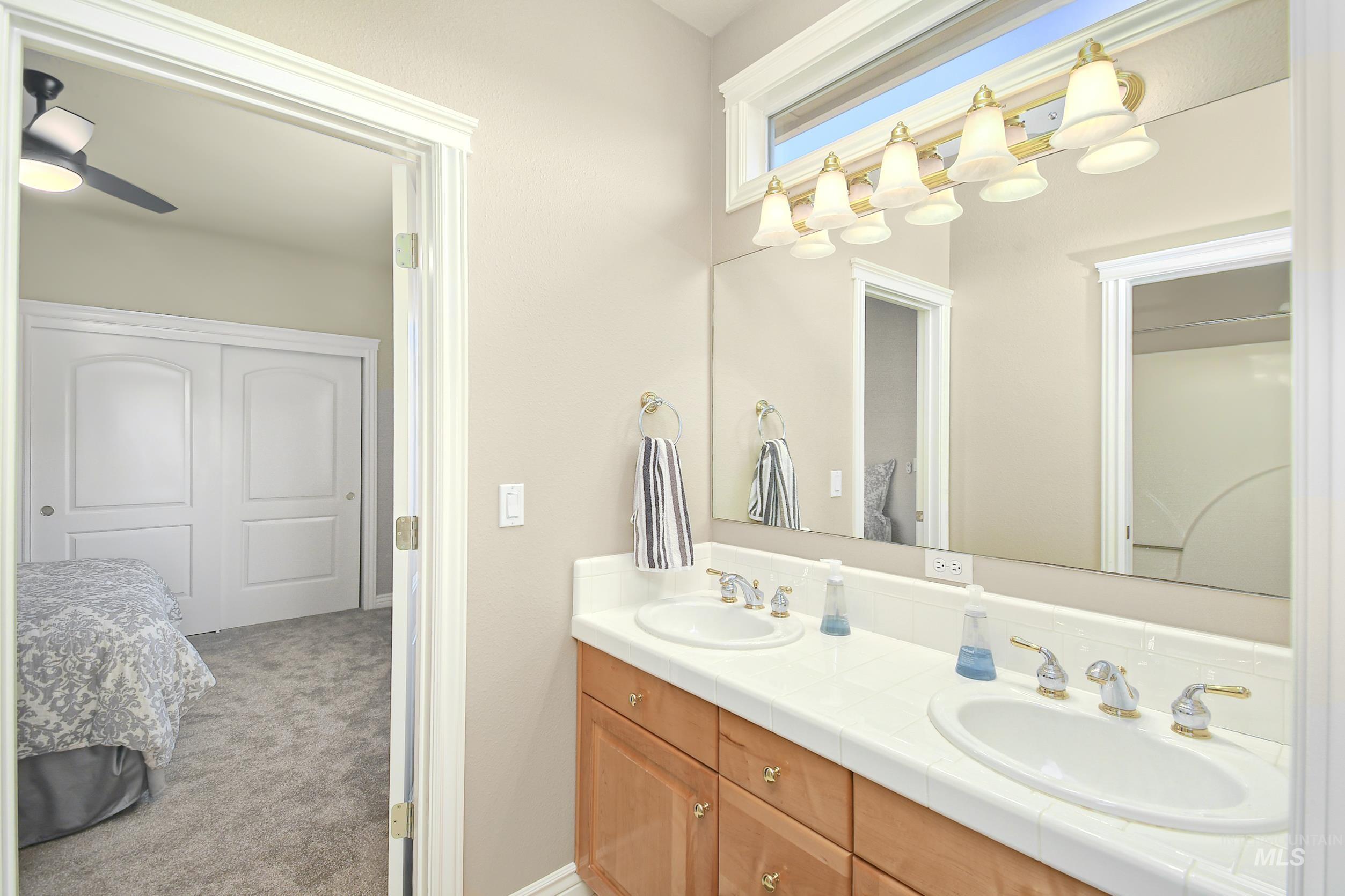 9001 Duck Lake Dr, Garden City, Idaho 83714, 4 Bedrooms, 0.5 Bathroom, Residential For Sale, Price $874,900,MLS 99002634